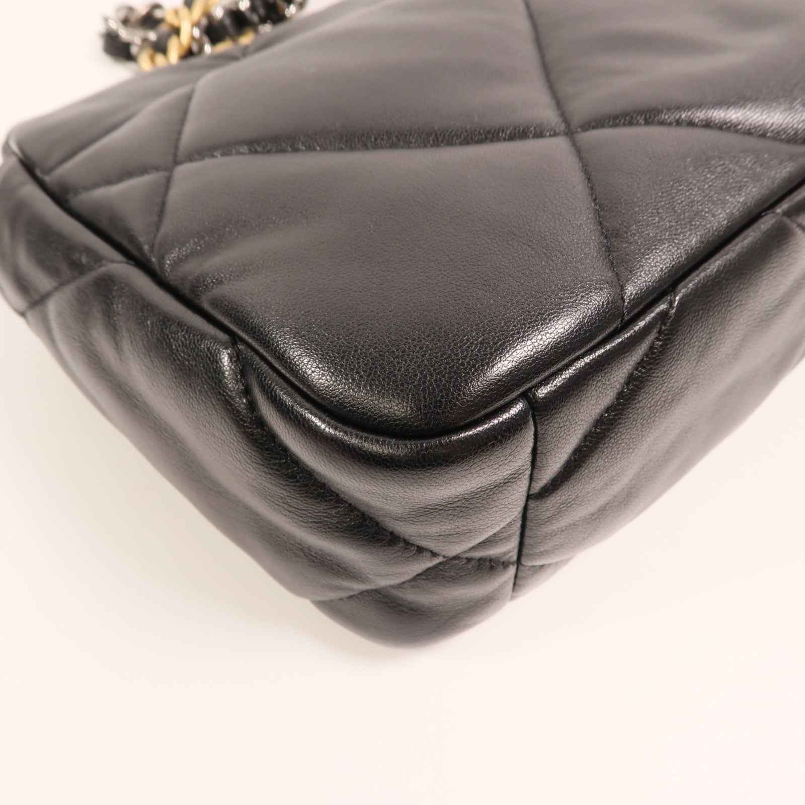 CHANEL 羊皮皮革C19 Small手挽肩背兩用袋