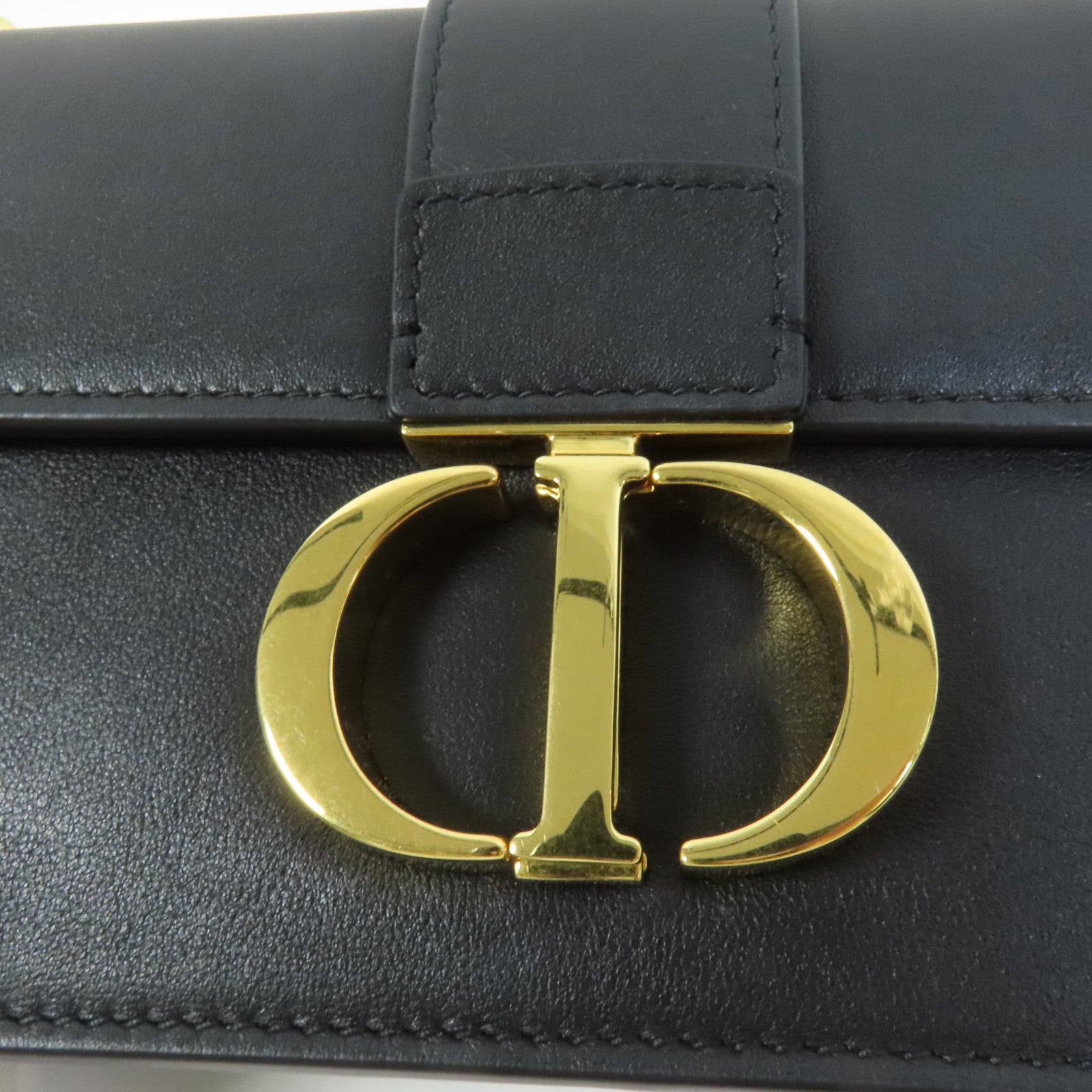 Dior 【激減優惠】牛皮皮革 30 Montaigne East-West Bag with Chain鏈帶肩背袋