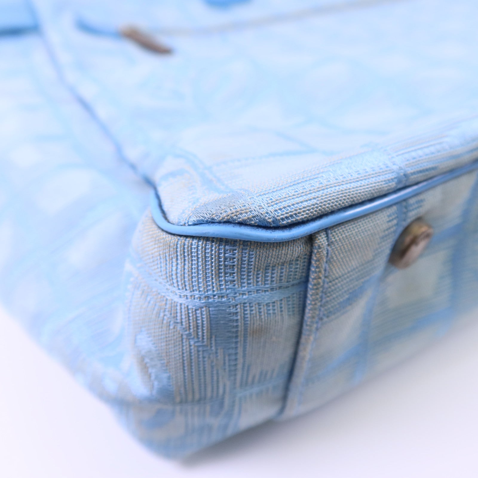 CHANEL 尼龍Travel Line Tote Bag銀扣手挽袋