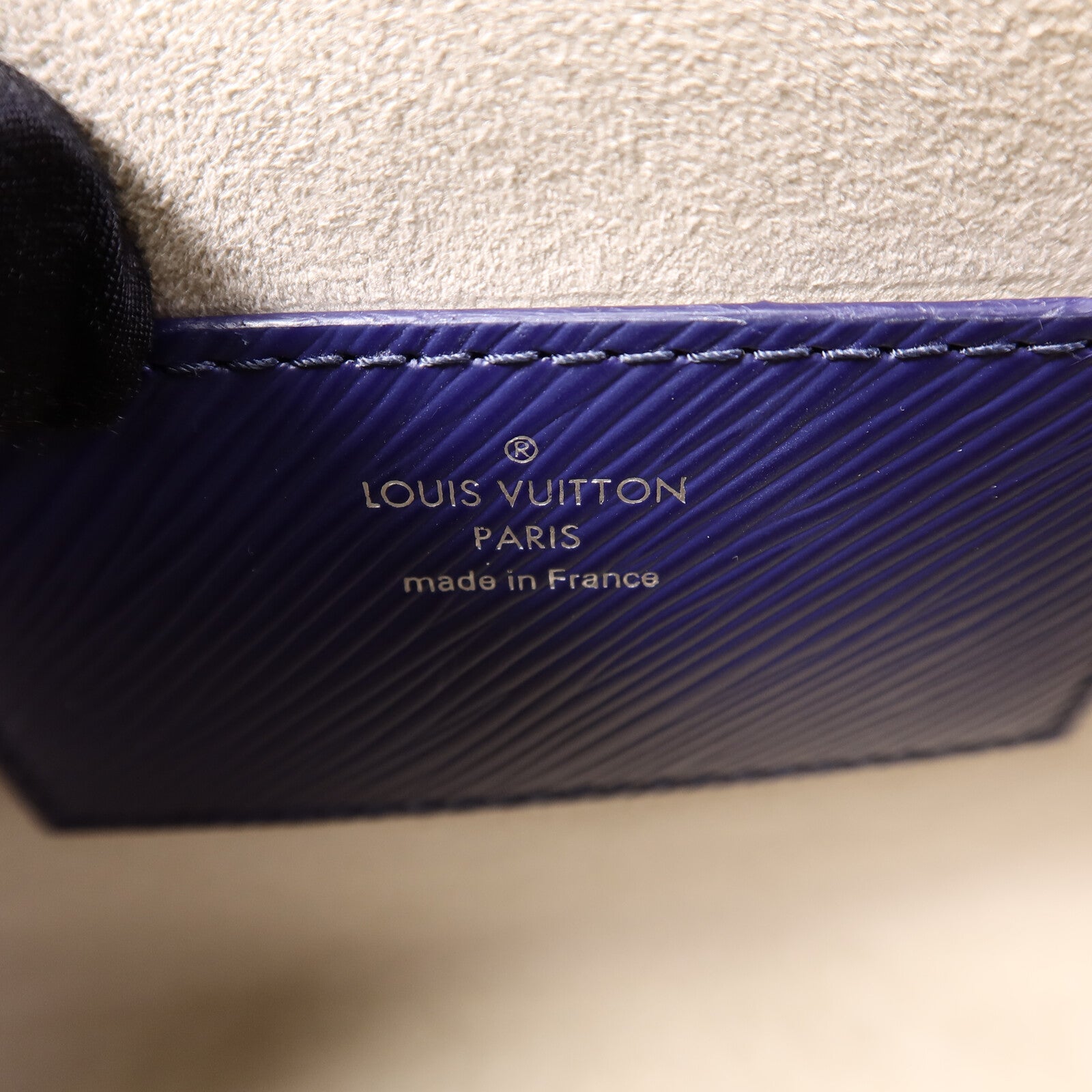 LOUIS VUITTON Epi Twist MM鏈帶肩背袋