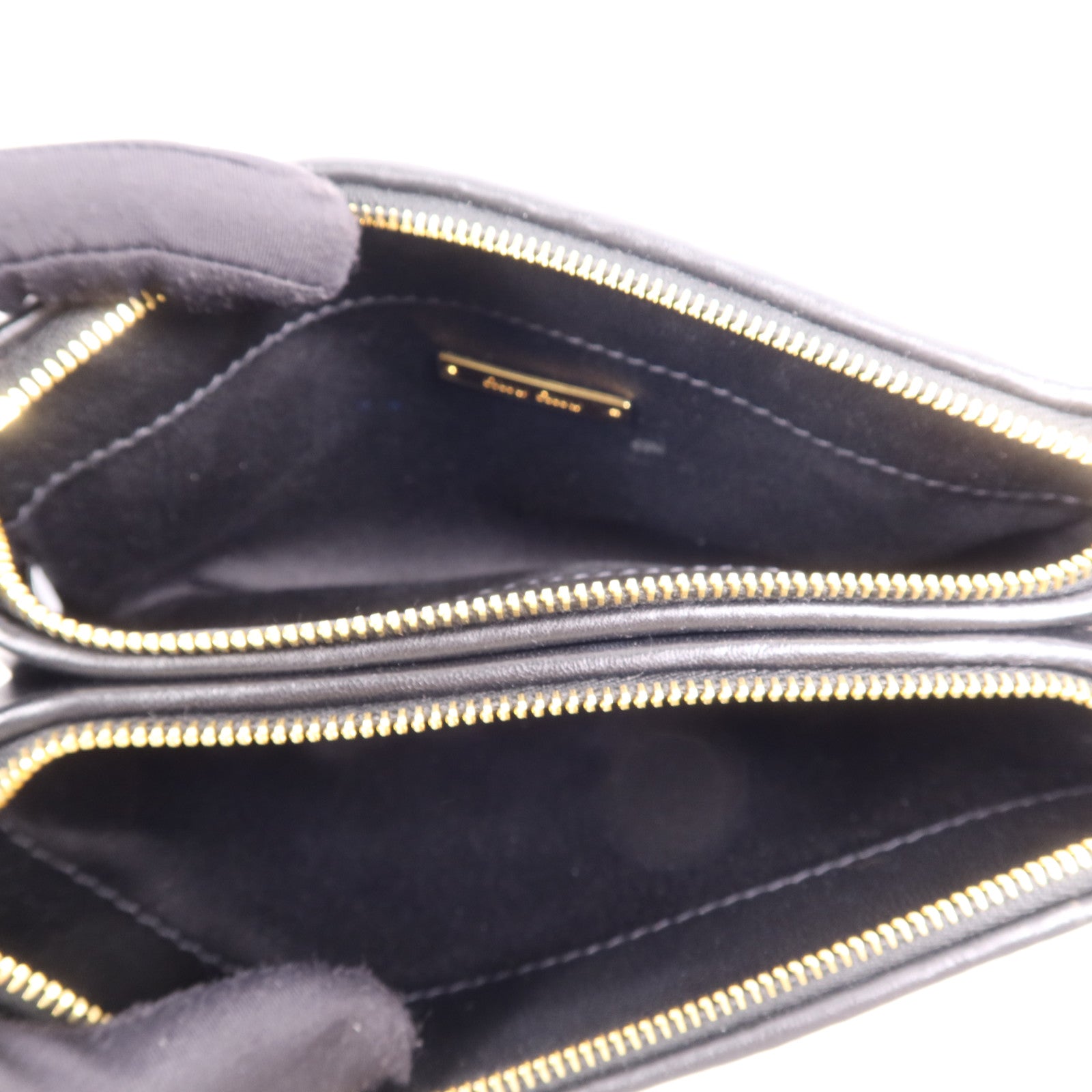 Miu Miu 牛皮皮革Shoulder Bag金扣肩背袋