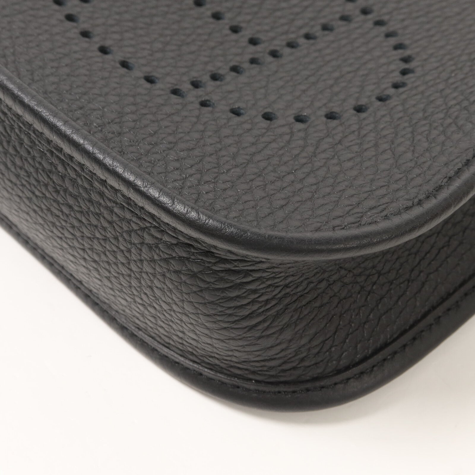 HERMES Clemence皮革Evelyne TPM肩背袋Noir