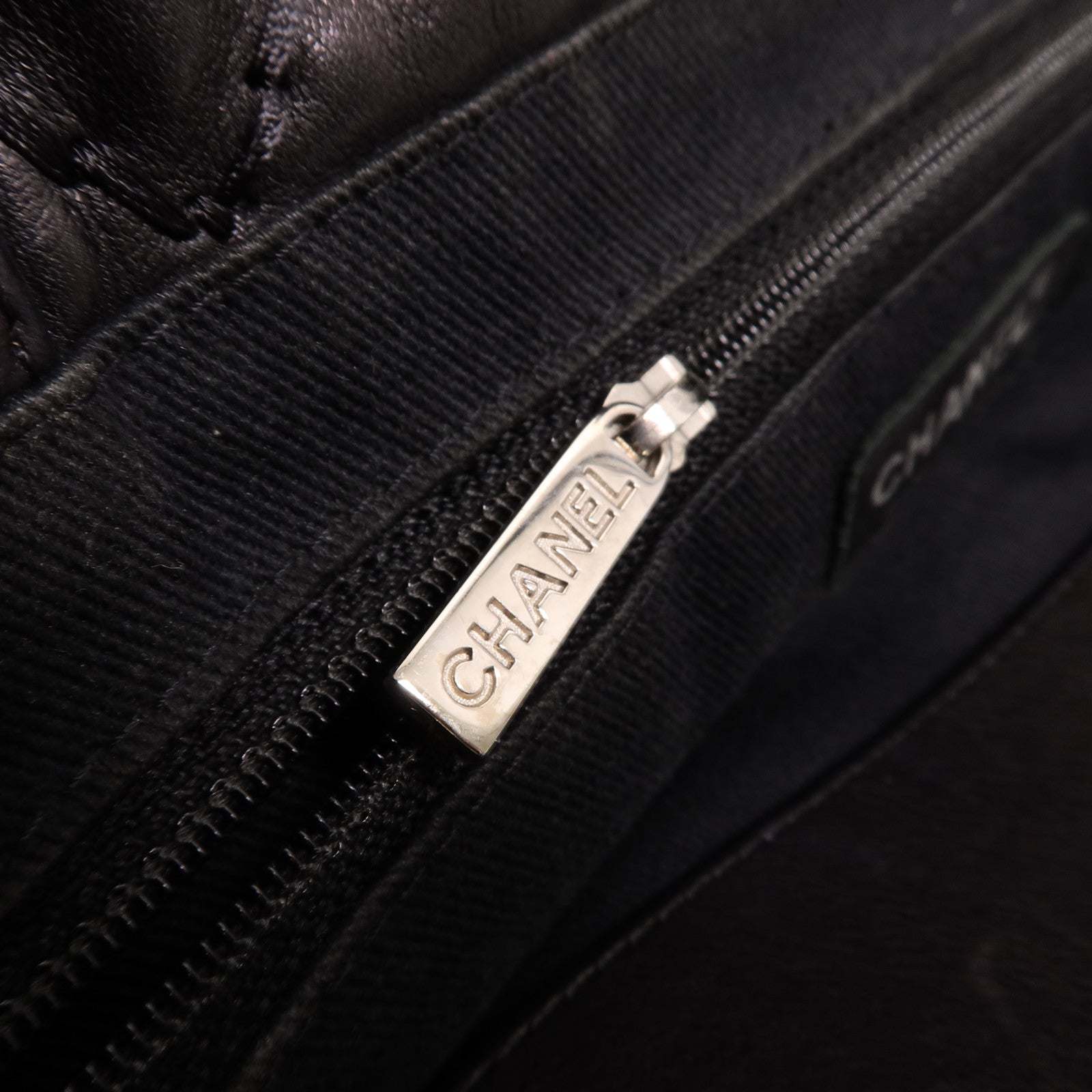CHANEL 牛皮皮革Shoulder Bag鏈帶肩背袋