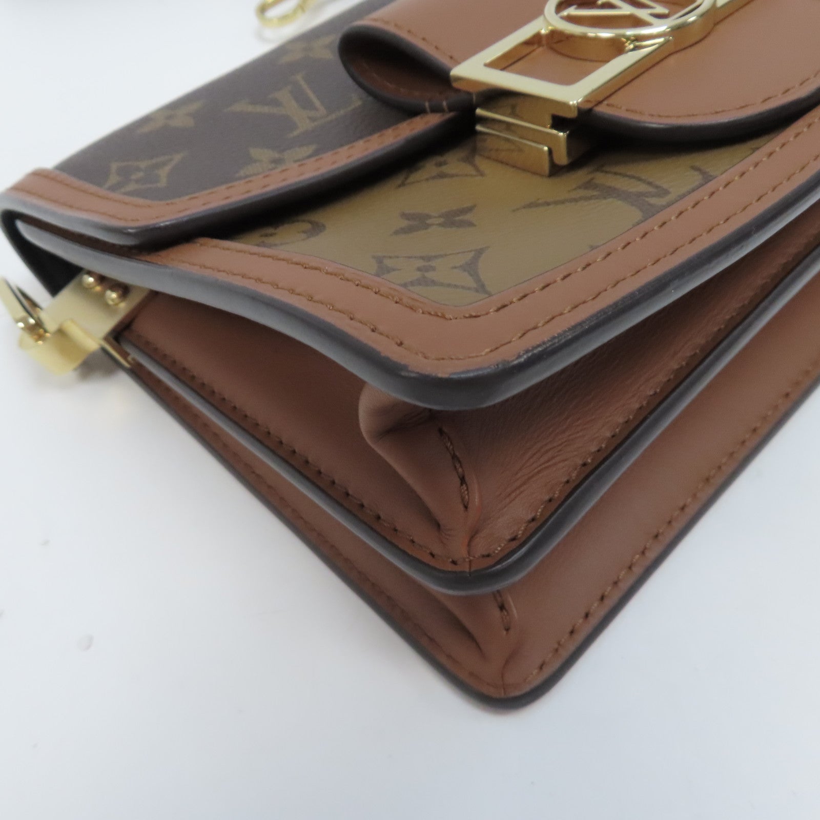 LOUIS VUITTON Monogram Reverse Mini Dauphine金扣肩背袋啡色