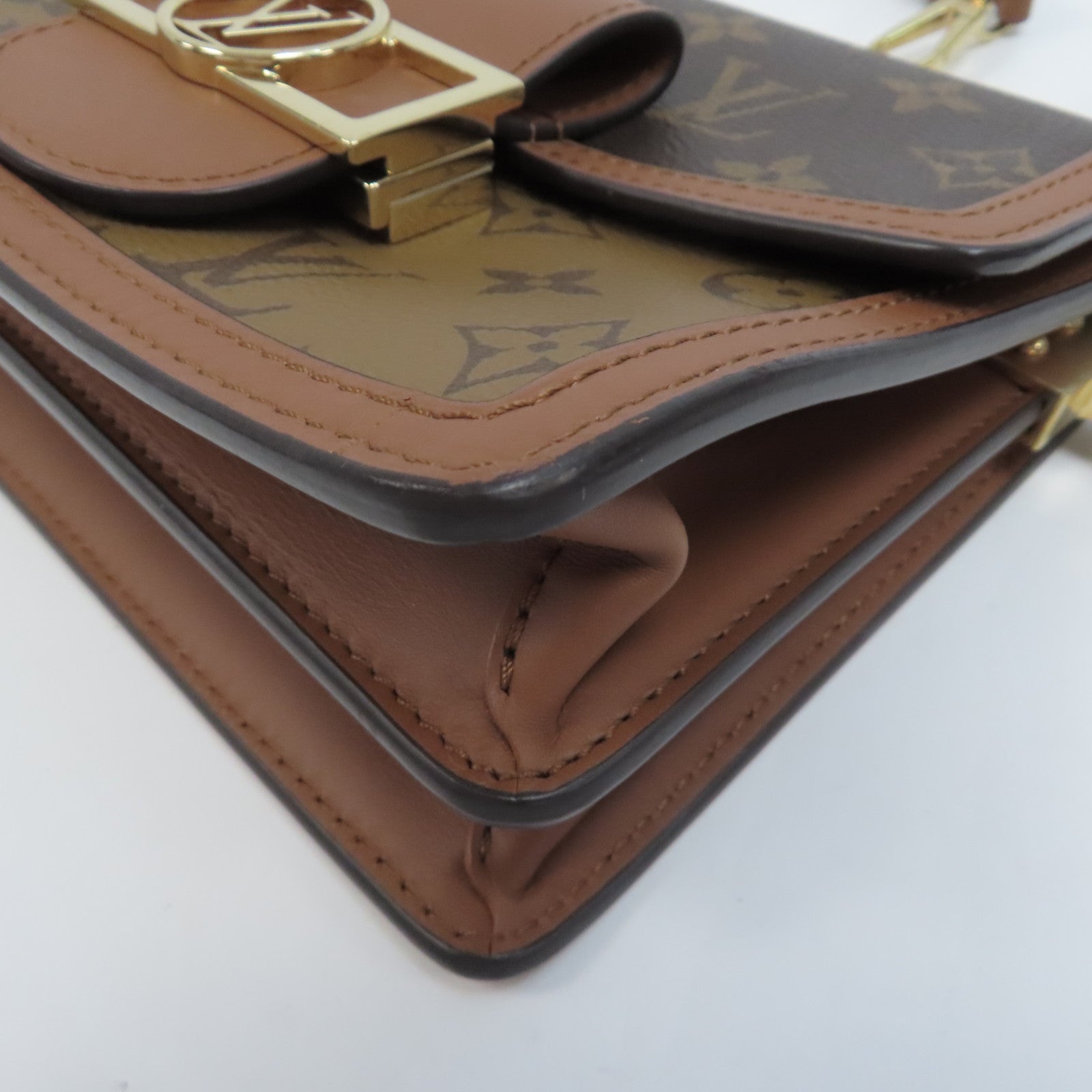 LOUIS VUITTON Monogram Reverse Mini Dauphine金扣肩背袋啡色