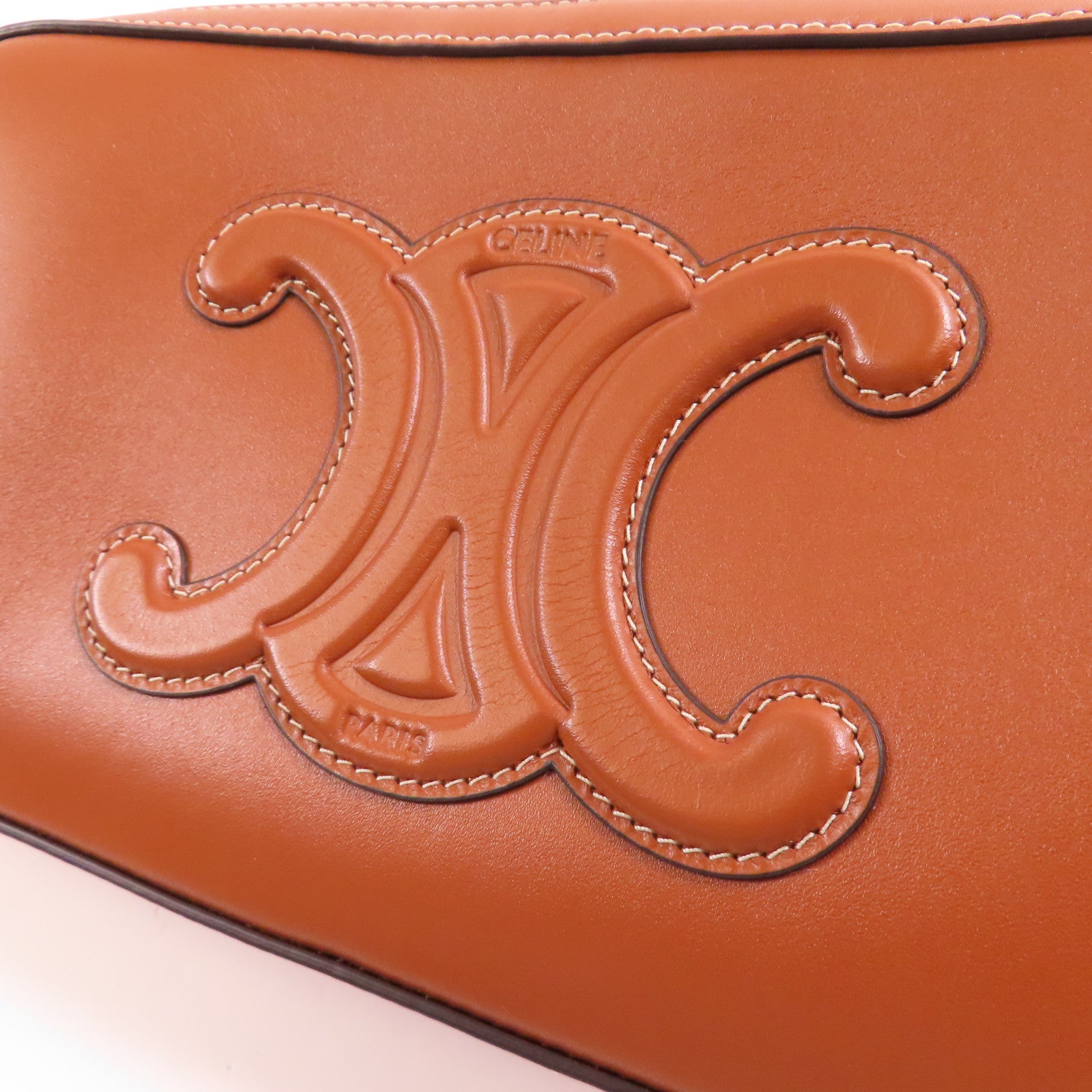 CELINE 牛皮皮革Cuir Triomphe金扣肩背袋