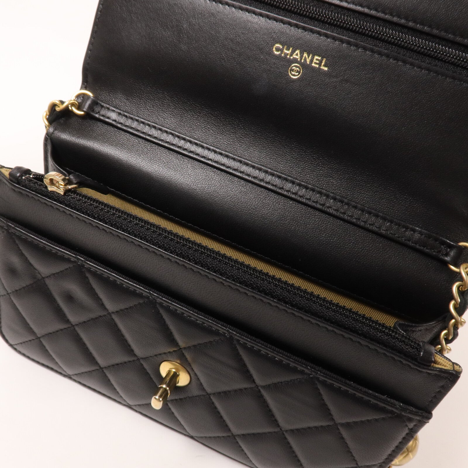 CHANEL 羊皮皮革Wallet On Chain With Gold Ball鏈帶肩背袋