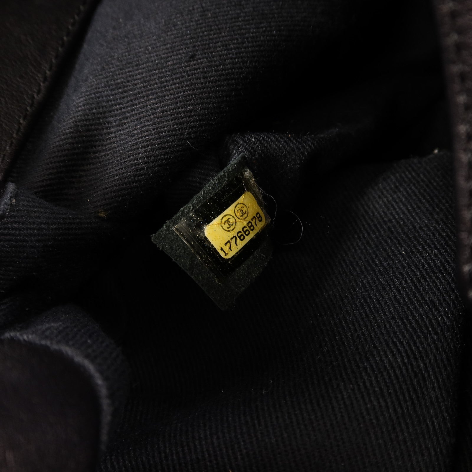 CHANEL 牛皮皮革Shoulder Bag鏈帶肩背袋