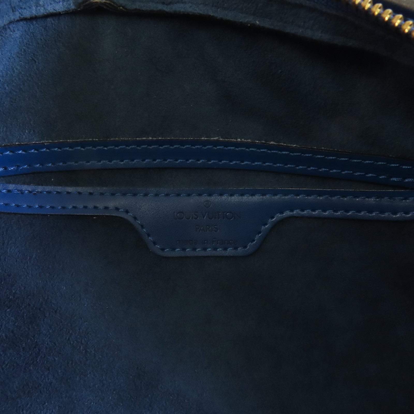 LOUIS VUITTON Epi Soufflot金扣肩背袋