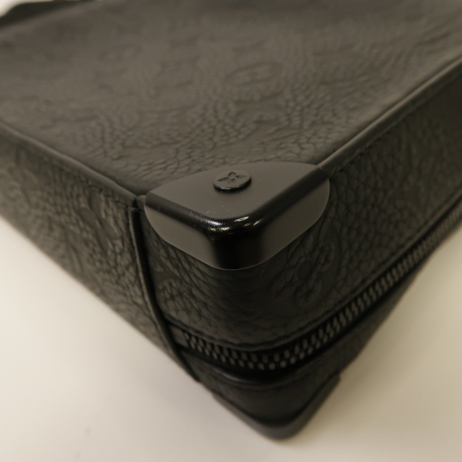 LOUIS VUITTON Monogram Taurillon皮革Handle Soft Trunk手挽肩背兩用袋黑色