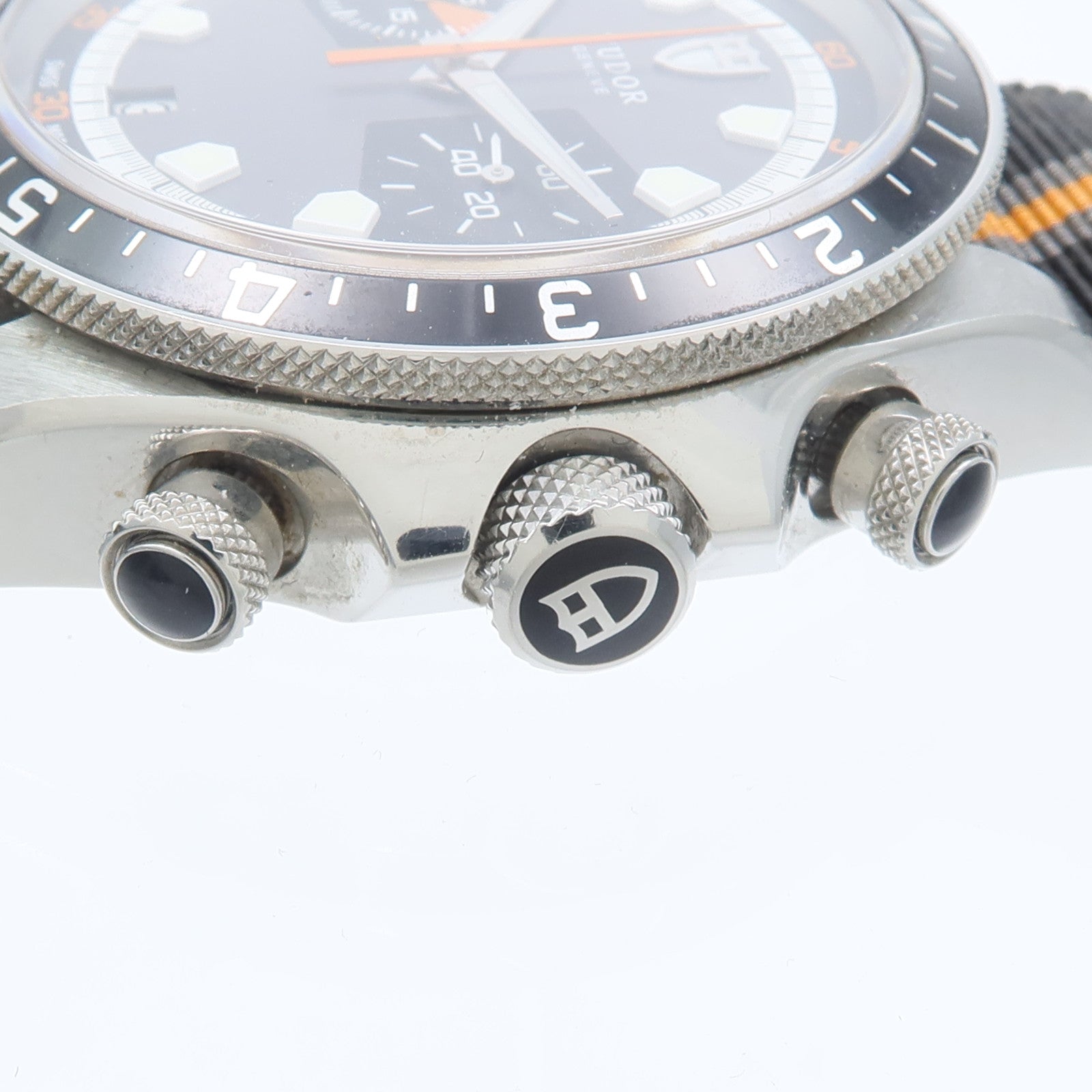 TUDOR Heritage Chrono 70300N