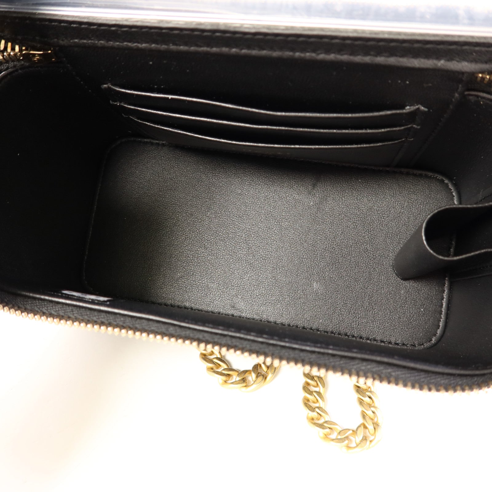 CHANEL 【激減優惠】皮革Vanity Case金扣鏈帶肩背袋
