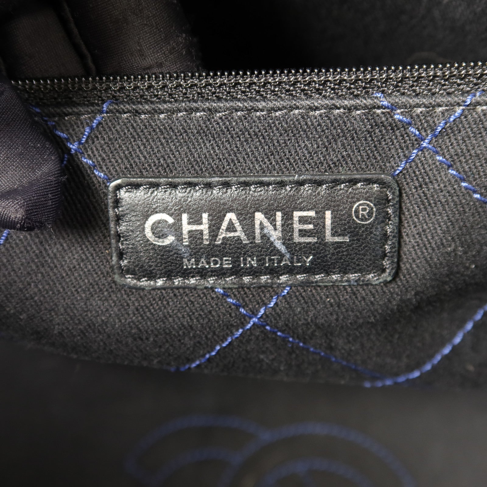 CHANEL 牛皮皮革Totebag銀扣手挽袋