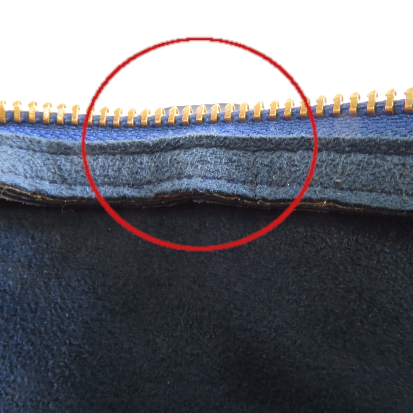 LOUIS VUITTON Epi Soufflot金扣肩背袋