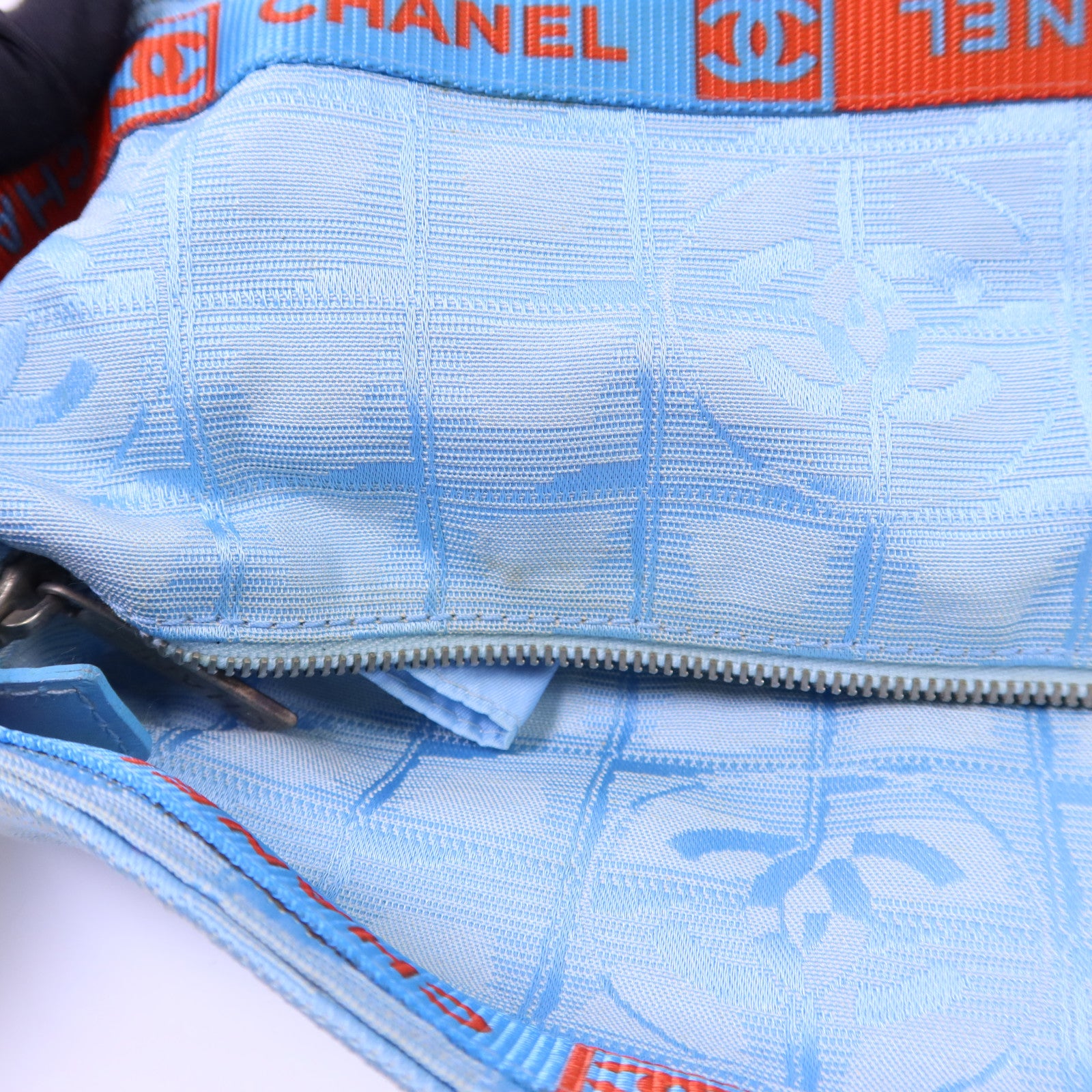 CHANEL 尼龍Travel Line Tote Bag銀扣手挽袋