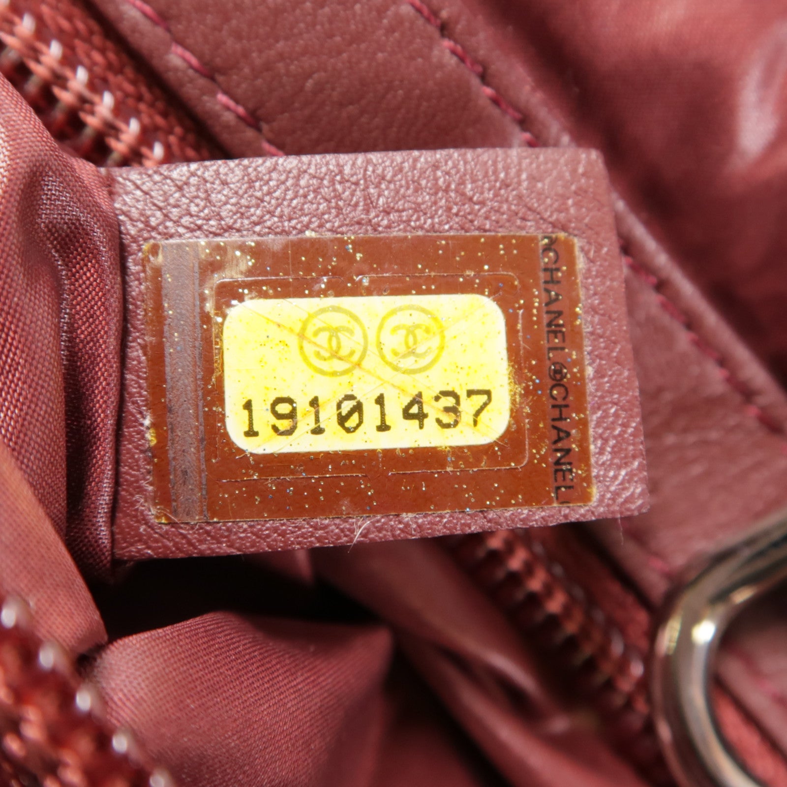 CHANEL 尼龍Coco Cocoon銀扣手挽袋