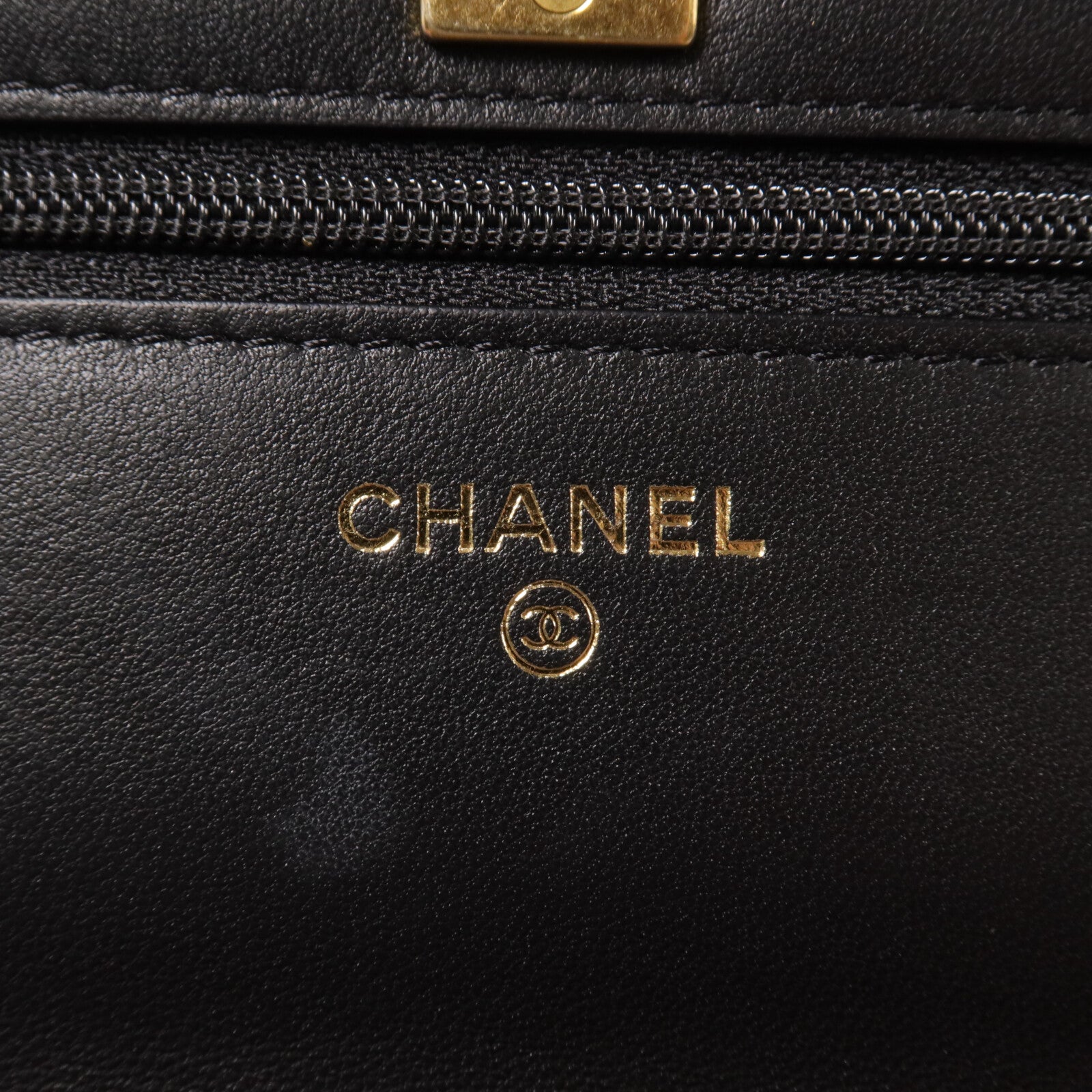 CHANEL 羊皮皮革Wallet On Chain With Gold Ball鏈帶肩背袋