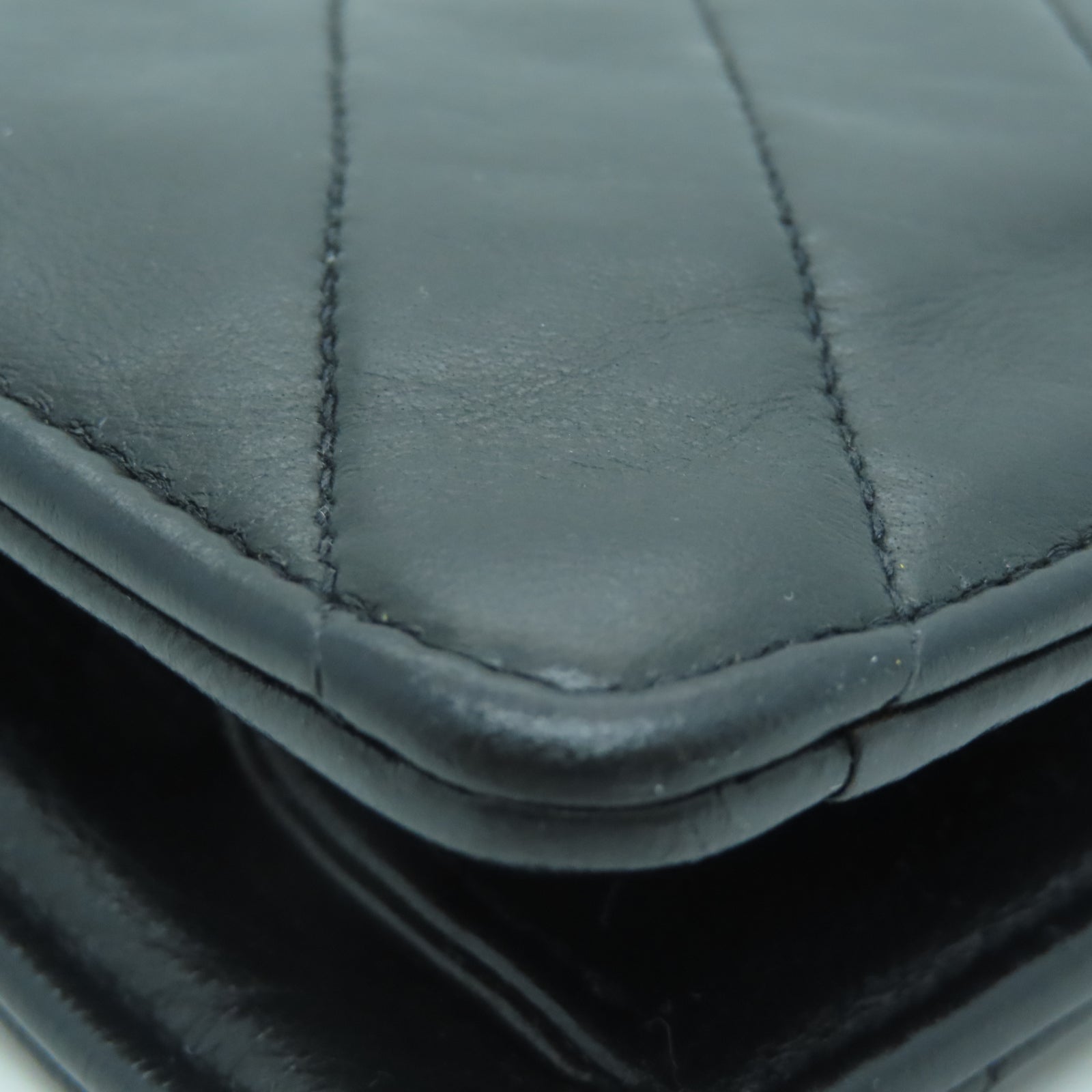 CHANEL 斜纹羊皮皮革Chain Shoulder金扣链带肩背袋黑色
