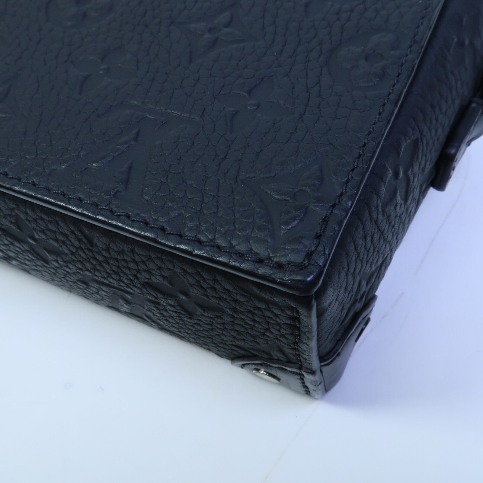LOUIS VUITTON Monogram Taurillon Steamer Wearable Wallet肩背袋