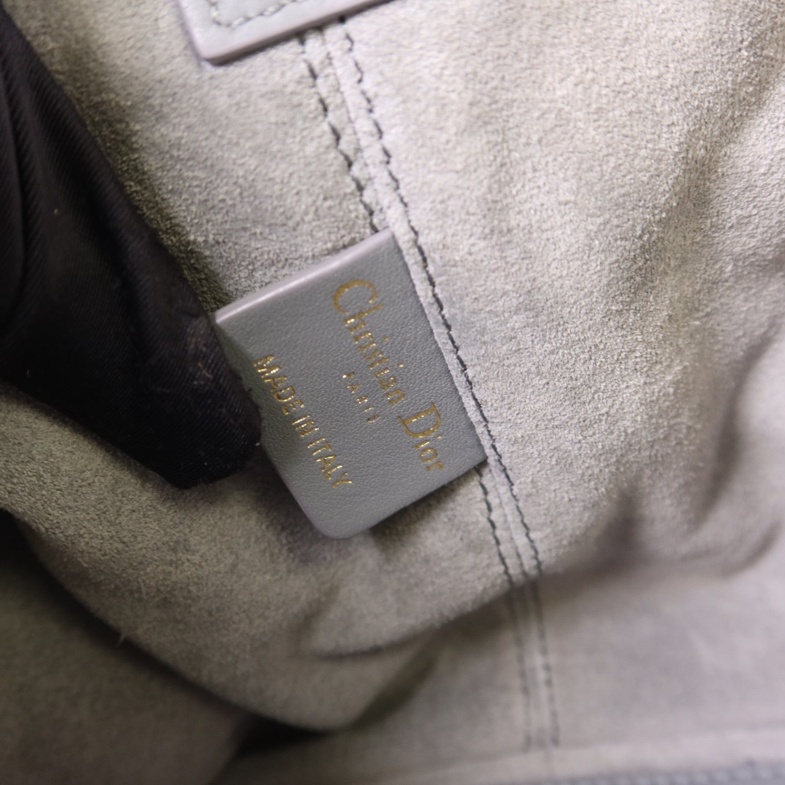 Dior 【激減優惠】牛皮皮革Toujours Medium金扣手挽袋