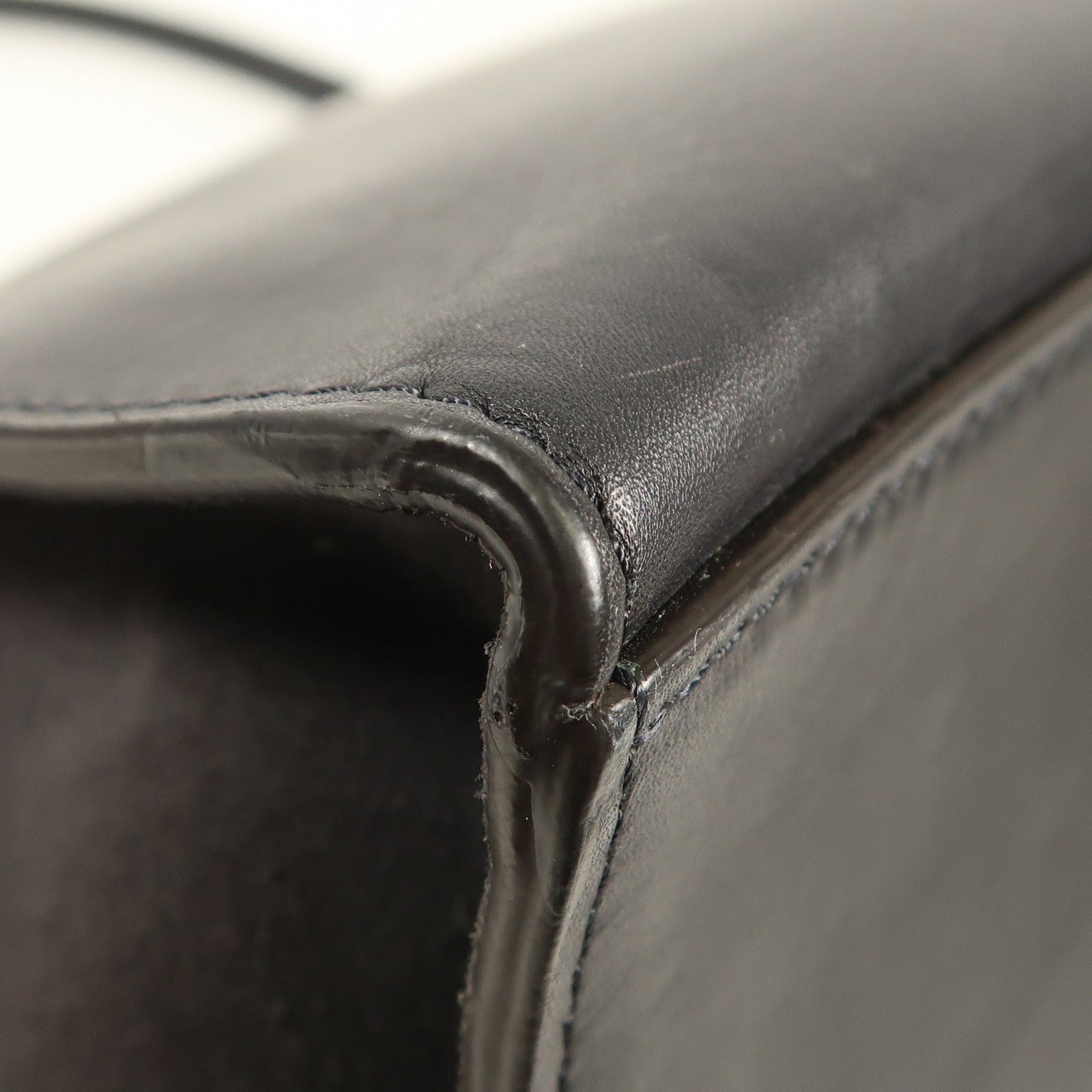 CELINE 牛皮皮革Trapeze金扣手挽袋