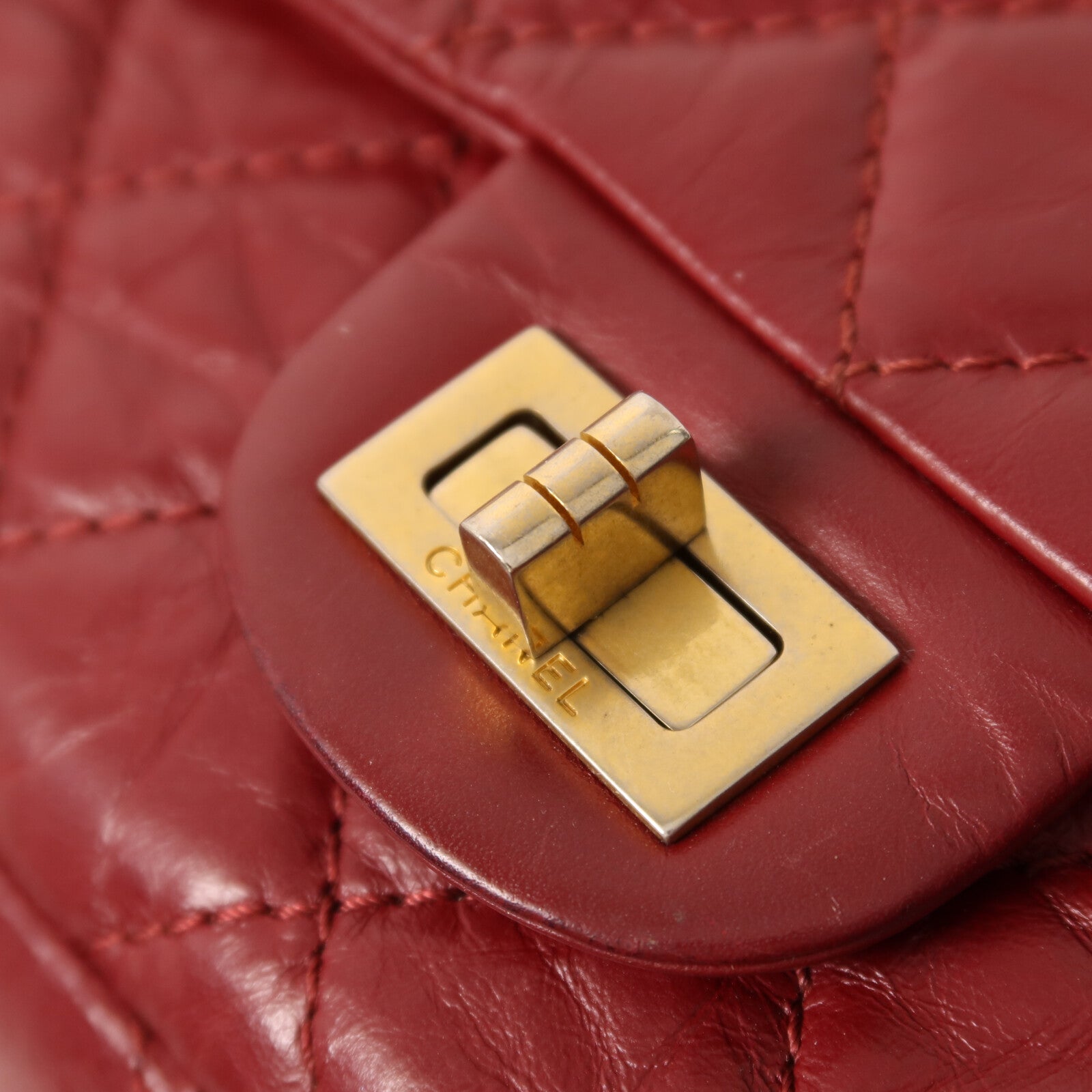 CHANEL 牛皮皮革2.55 Chain Shoulder金扣鏈帶肩背袋