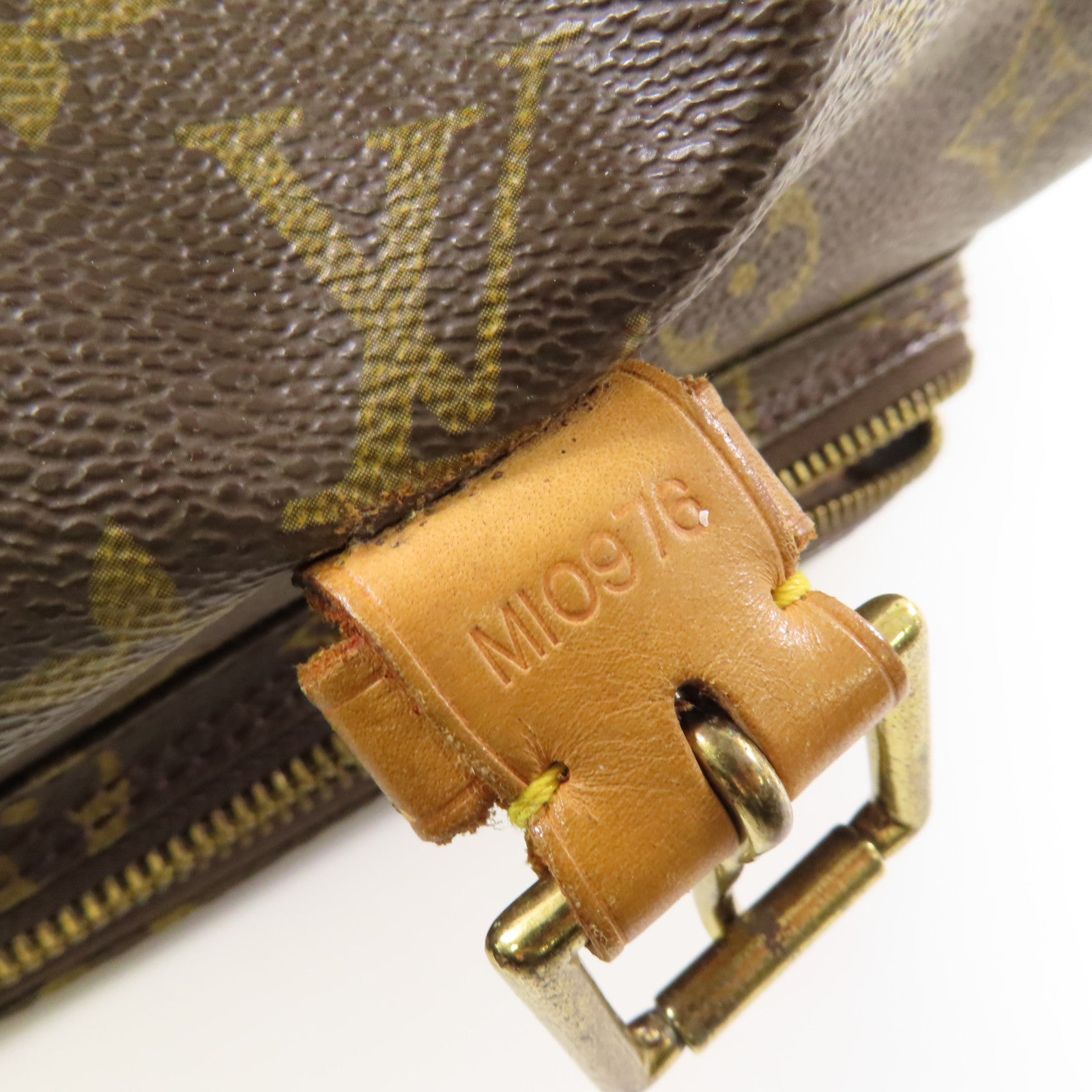 LOUIS VUITTON 【激減優惠】Monogram Montsouris GM金扣背包