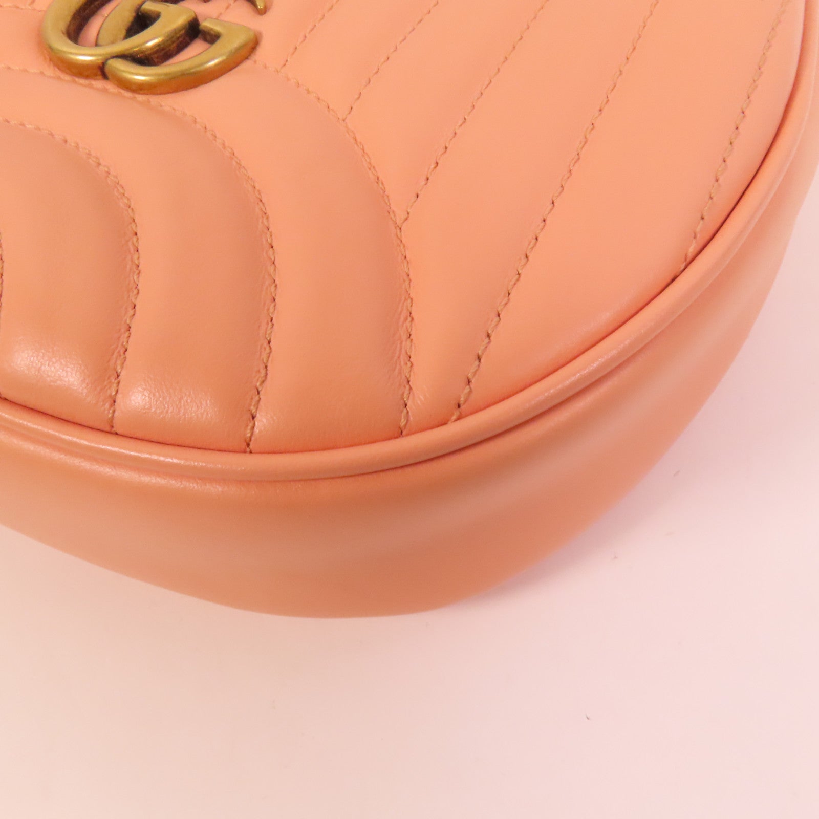GUCCI 牛皮皮革GG Marmont Half Moon金扣手挽肩背兩用袋