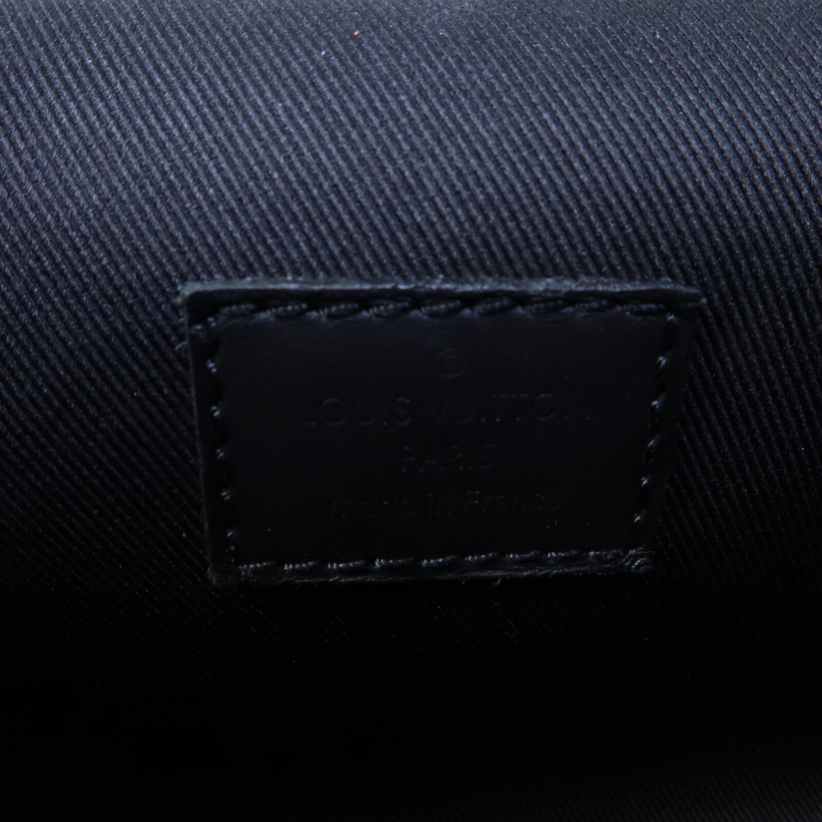 LOUIS VUITTON Monogram Taurillon Steamer Wearable Wallet肩背袋