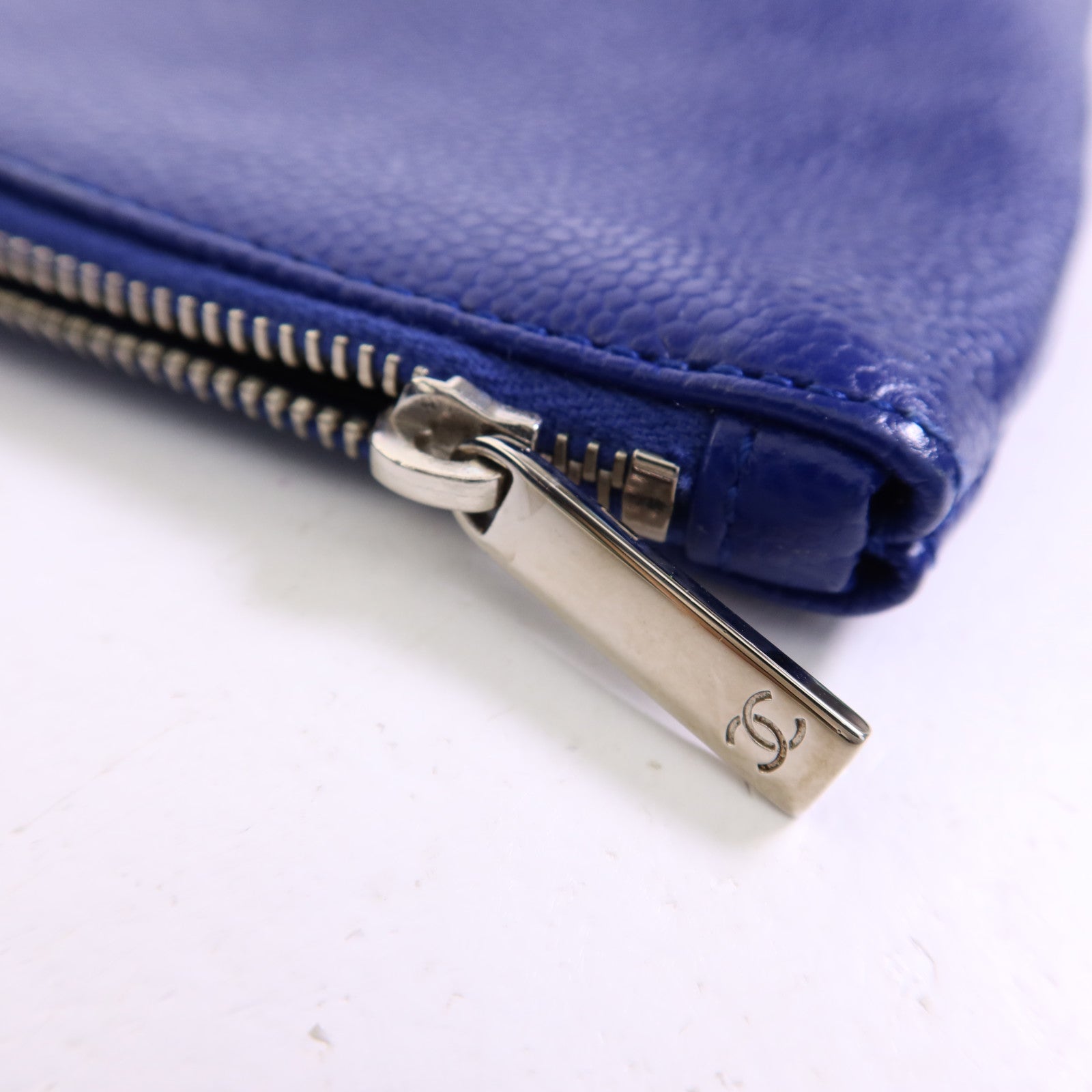 CHANEL 牛皮皮革Totebag銀扣手挽袋