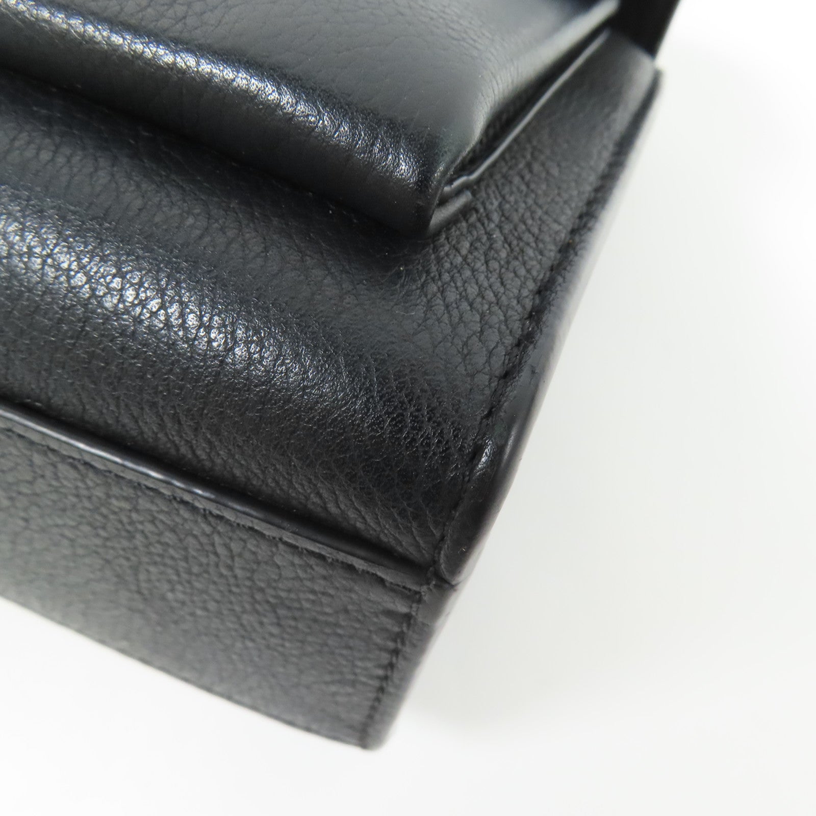 LOUIS VUITTON 牛皮皮革My Lock Me銀扣肩背袋