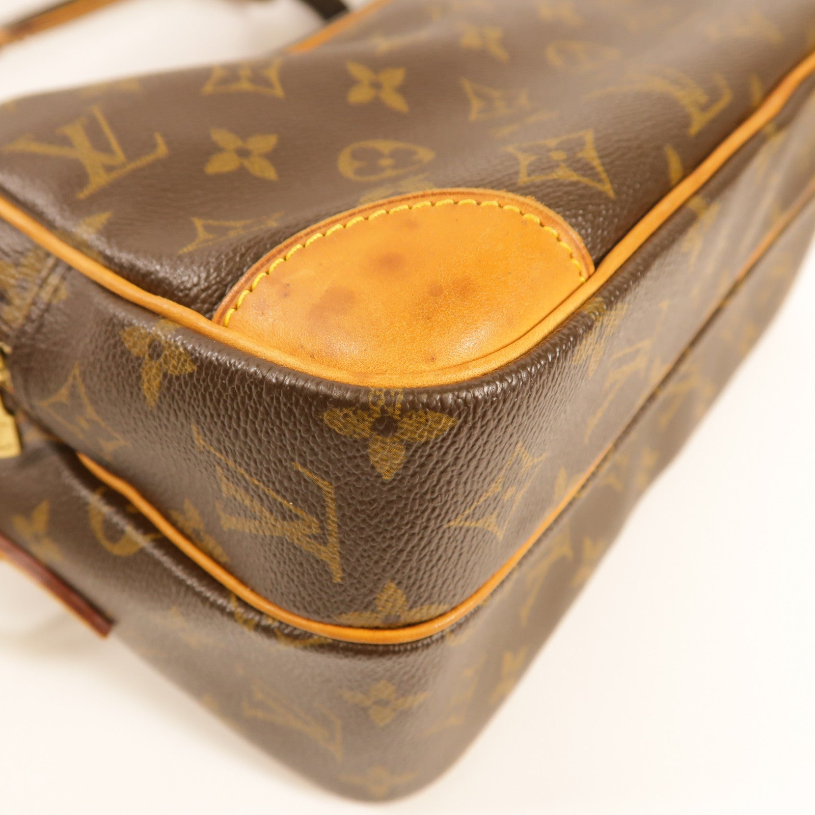 LOUIS VUITTON Monogram Nile金扣肩背袋