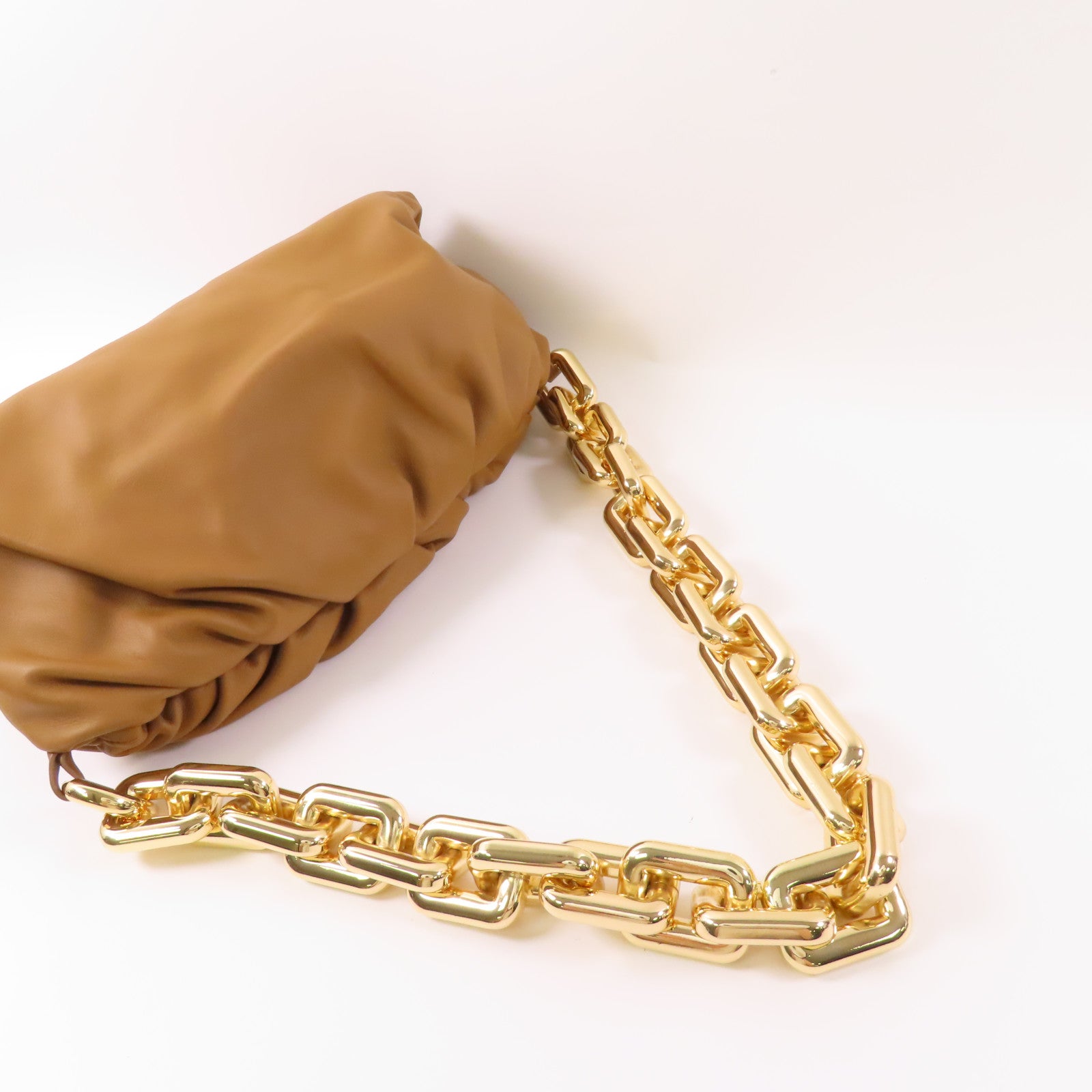 BOTTEGA VENETA 【激減優惠】皮革Chain Pouch Bag金扣鏈帶肩背袋