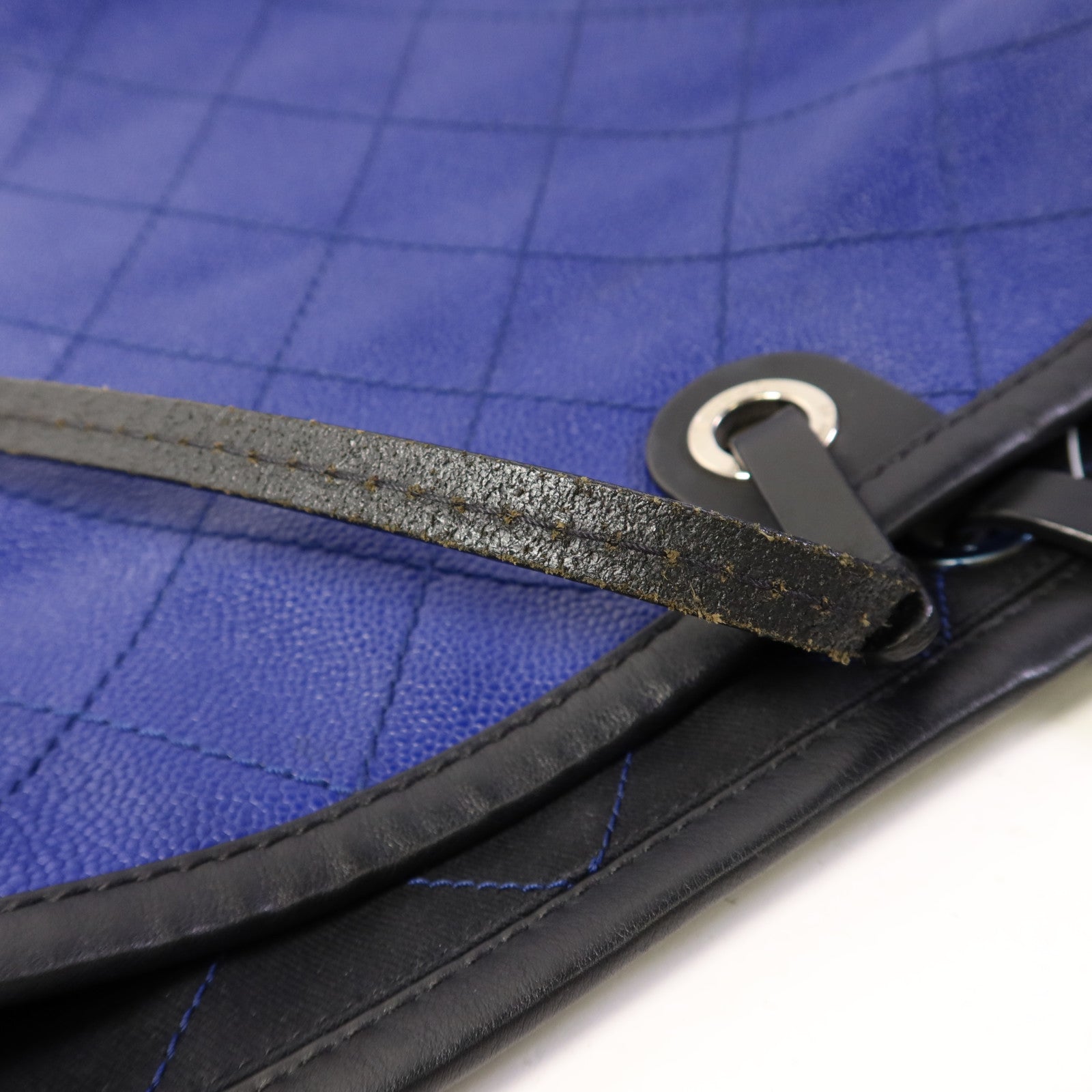 CHANEL 牛皮皮革Totebag銀扣手挽袋