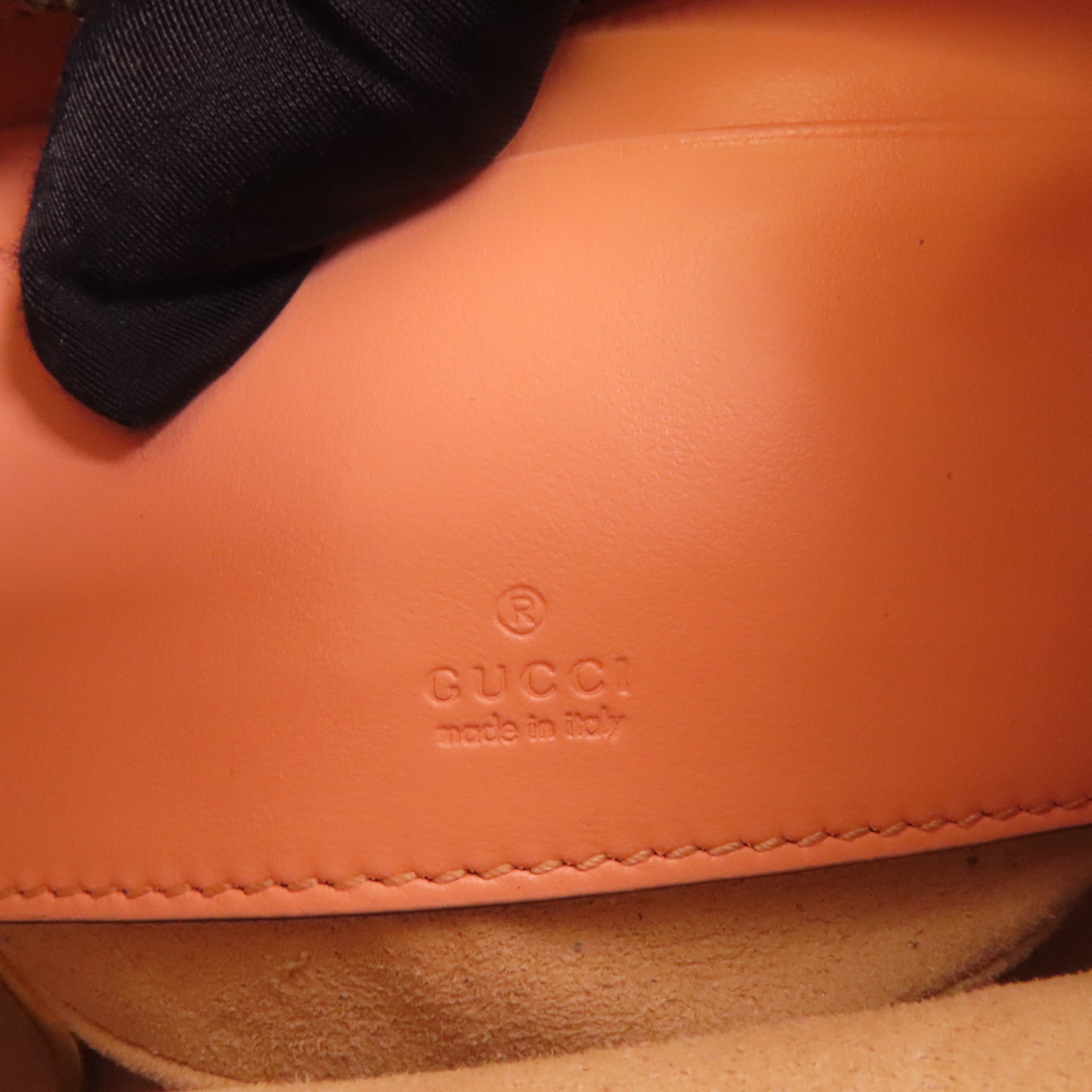GUCCI 牛皮皮革GG Marmont Half Moon金扣手挽肩背兩用袋