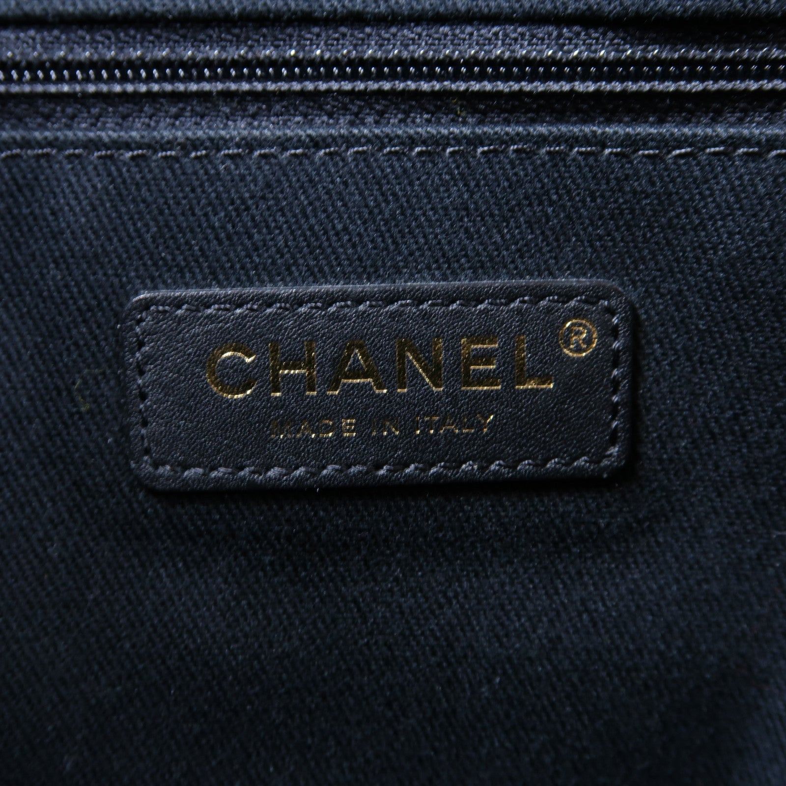 CHANEL 帆布Deauville Tote金扣手挽袋藍色