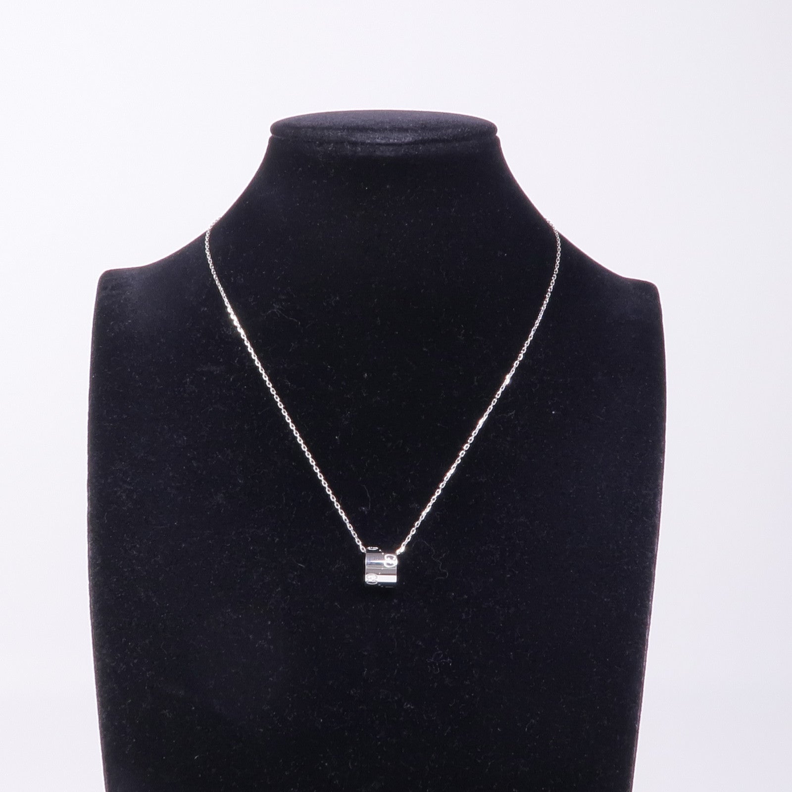 GUCCI GG Necklace 18K White Gold