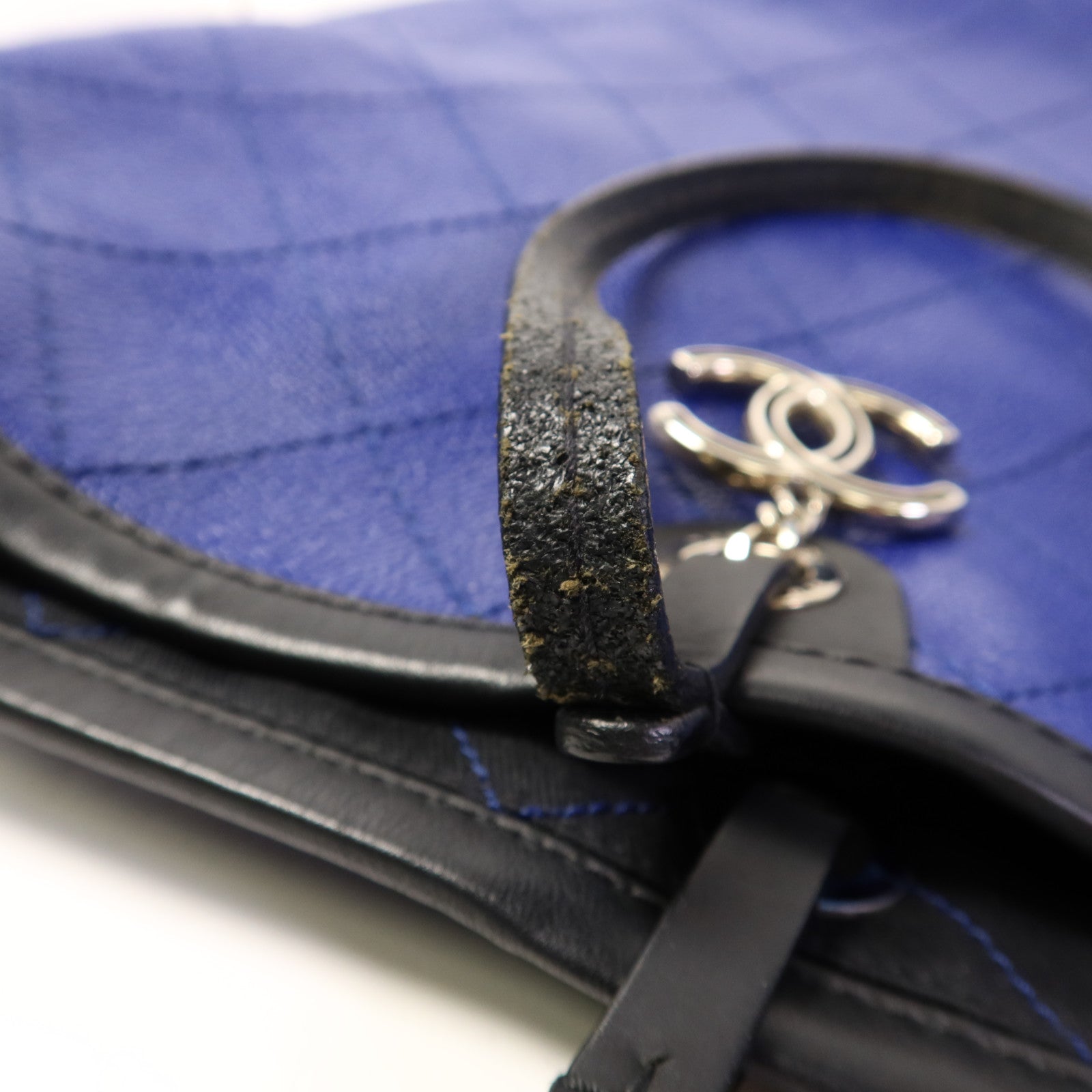 CHANEL 牛皮皮革Totebag銀扣手挽袋