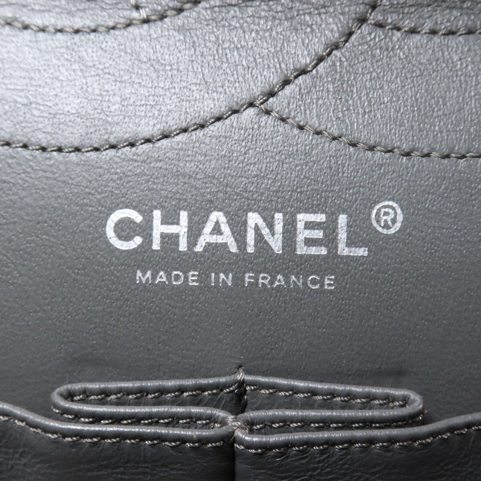 CHANEL 牛皮皮革2.55鏈帶肩背袋