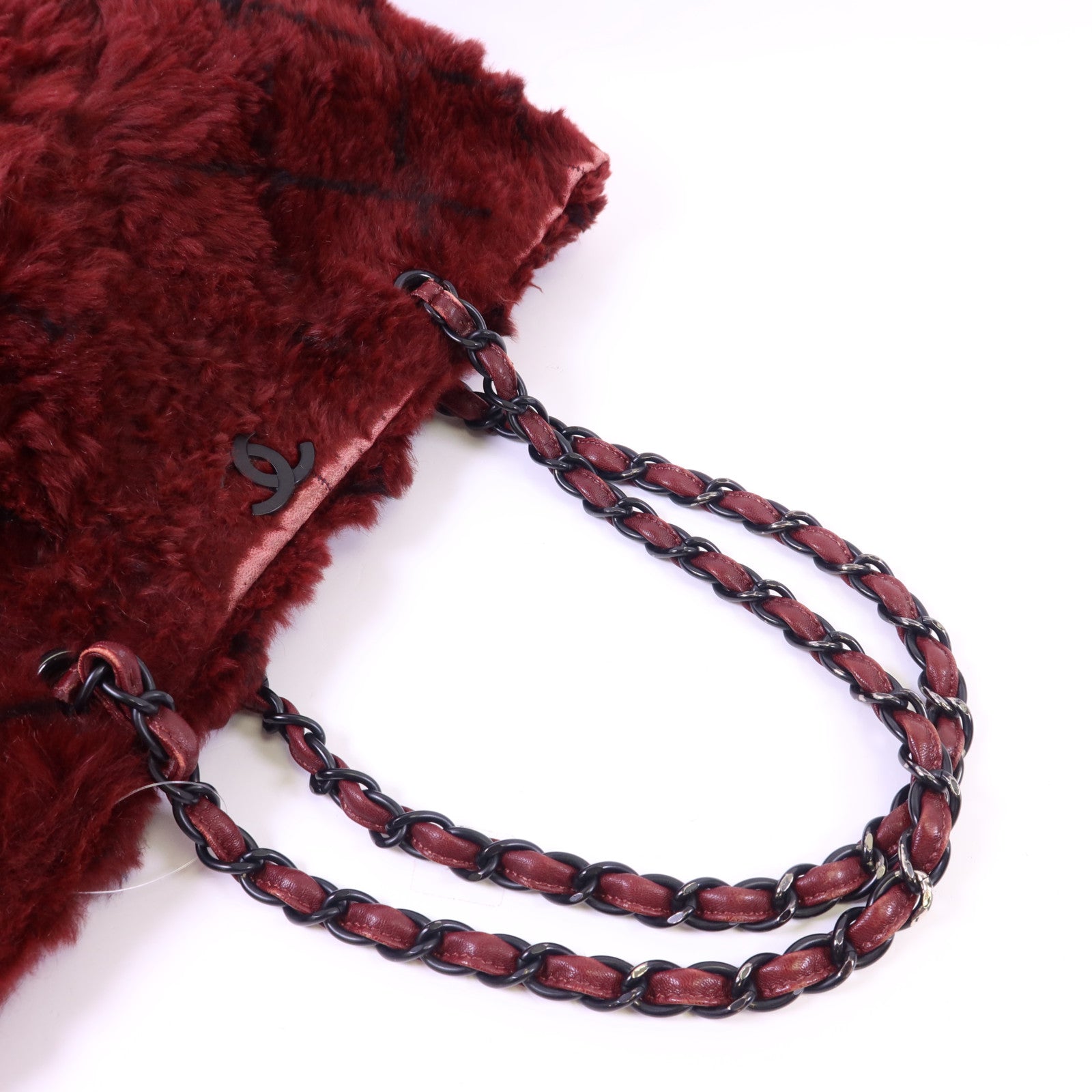 CHANEL 兔毛Shoulder Bag黑扣鏈帶肩背袋