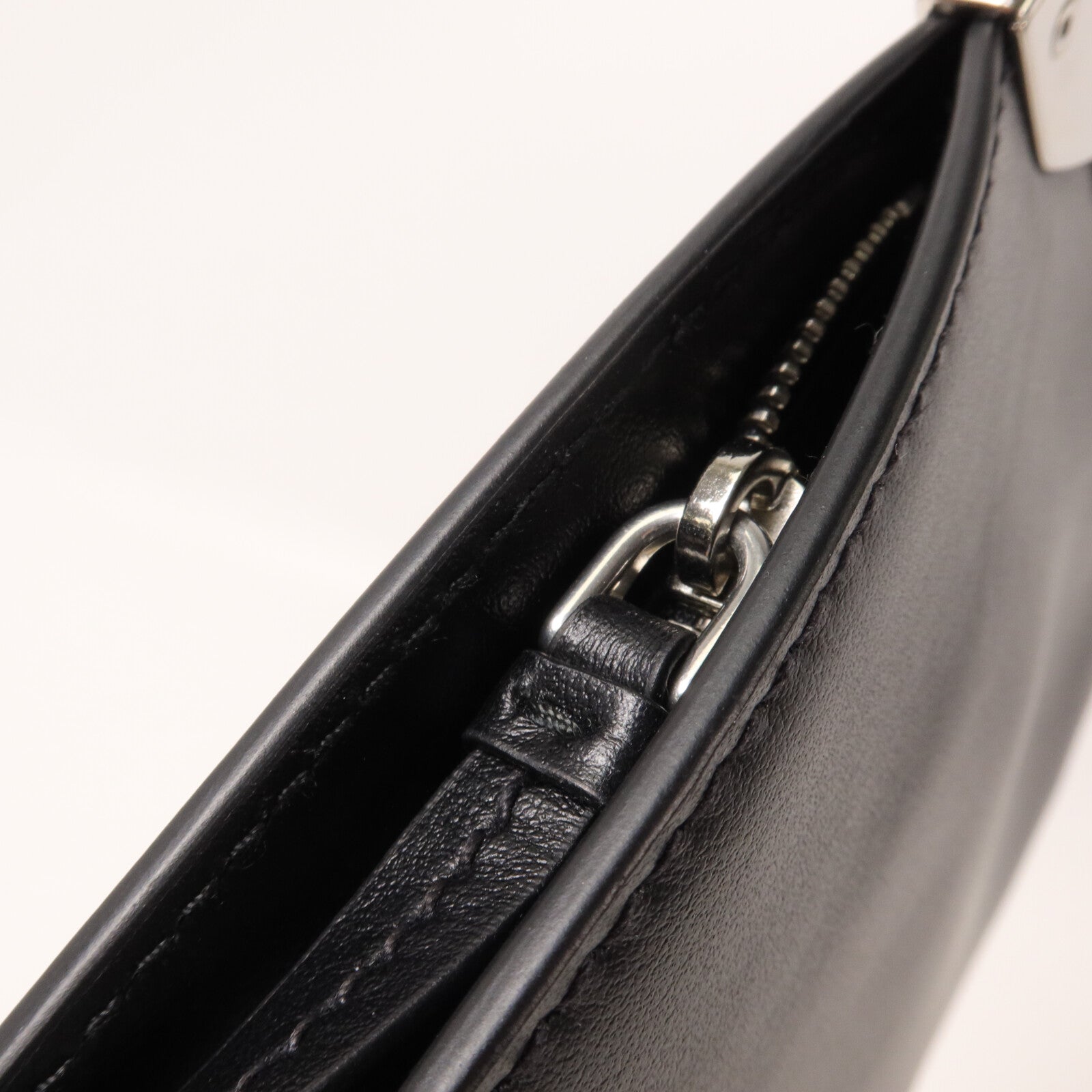 PRADA 牛皮皮革Sidonie Shoulder Bag肩背袋