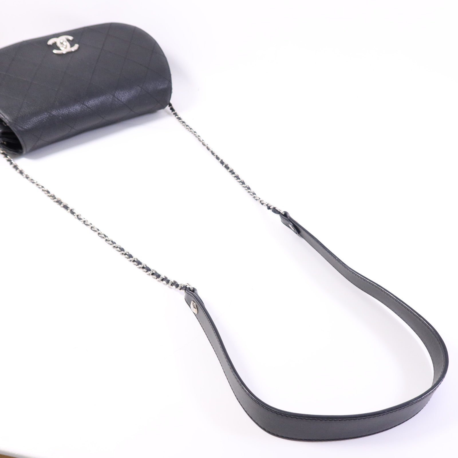 CHANEL 牛皮皮革Shoulder Bag銀扣鏈帶肩背袋
