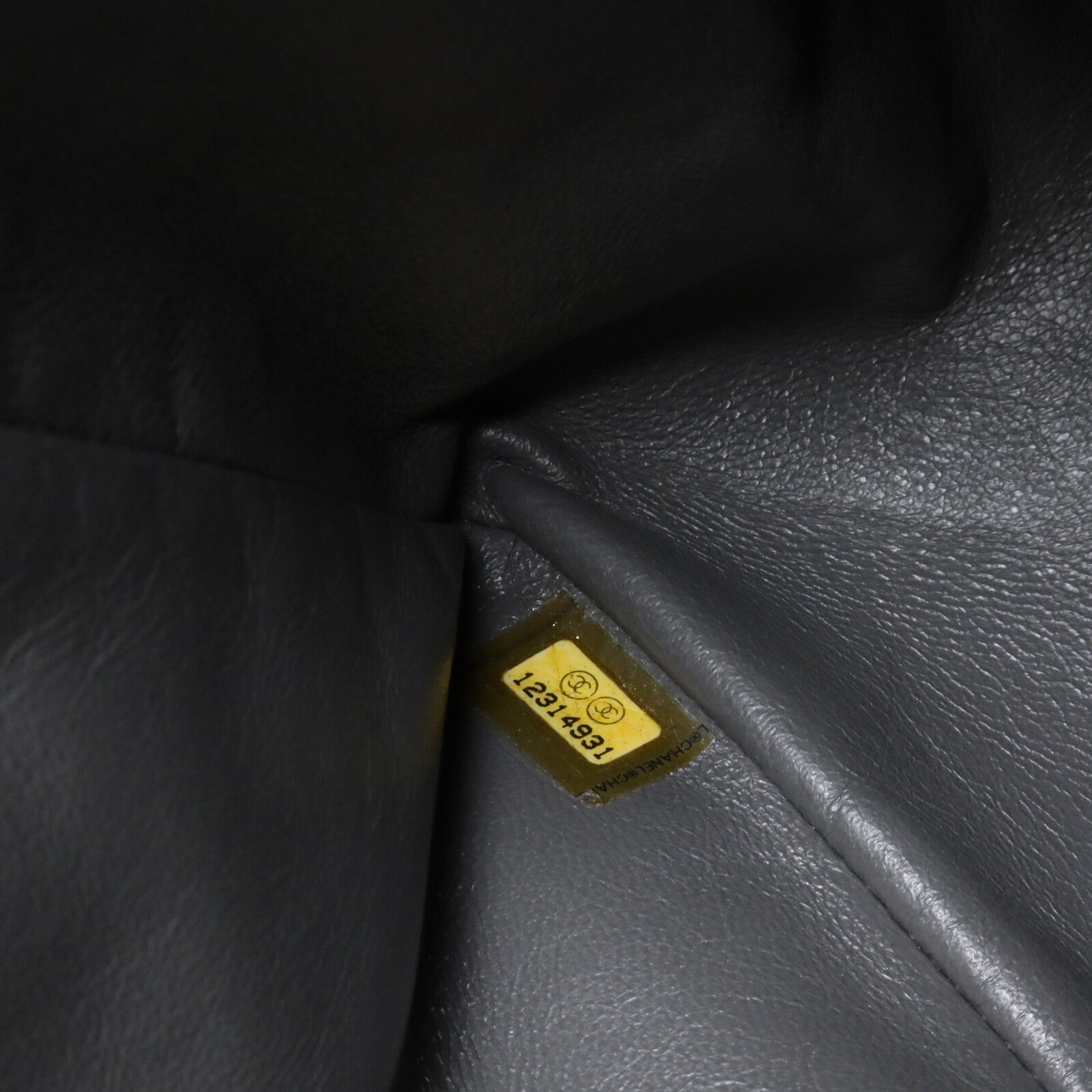 CHANEL 牛皮皮革2.55鏈帶肩背袋