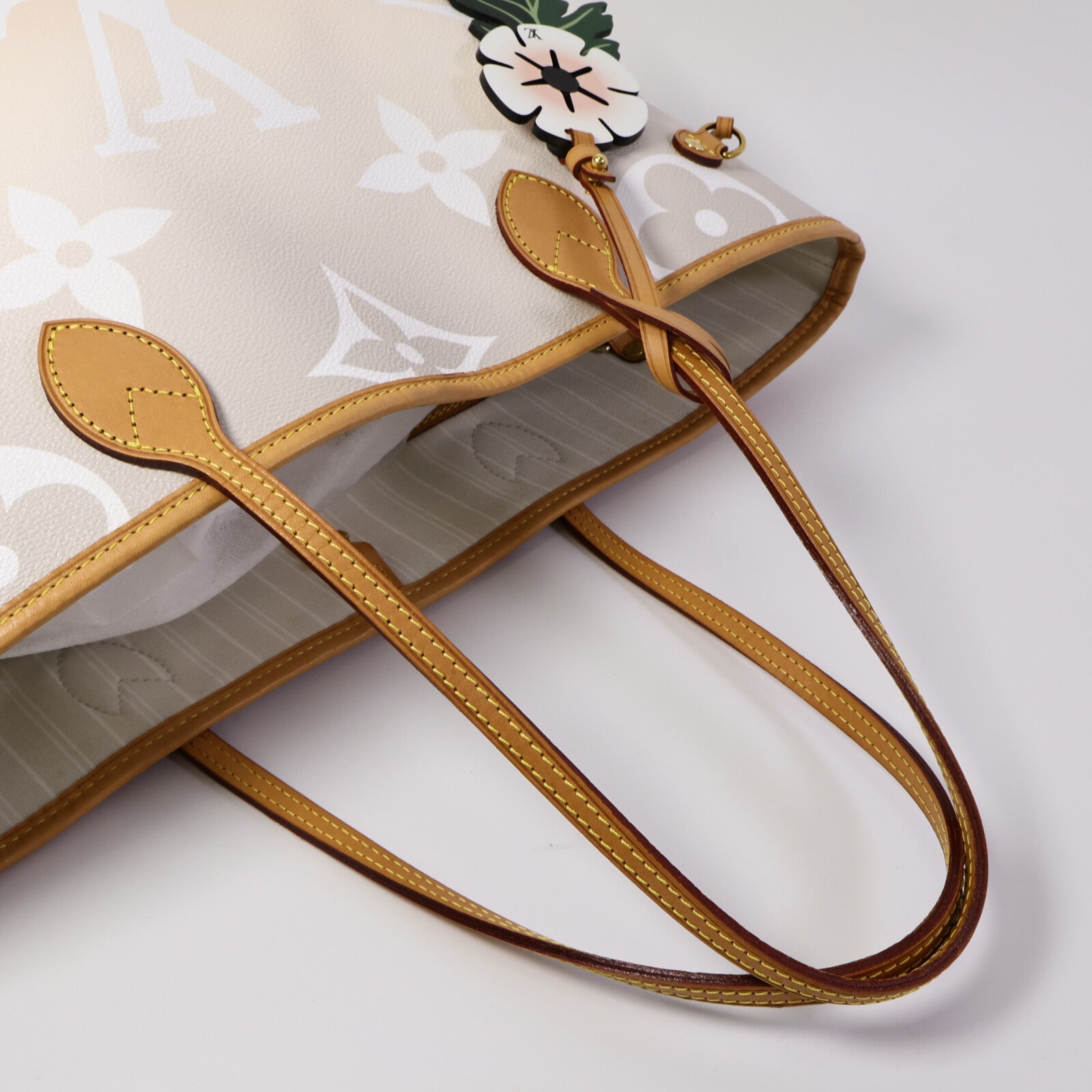 LOUIS VUITTON Monogram Gaint By The Pool Neverfull MM手挽袋
