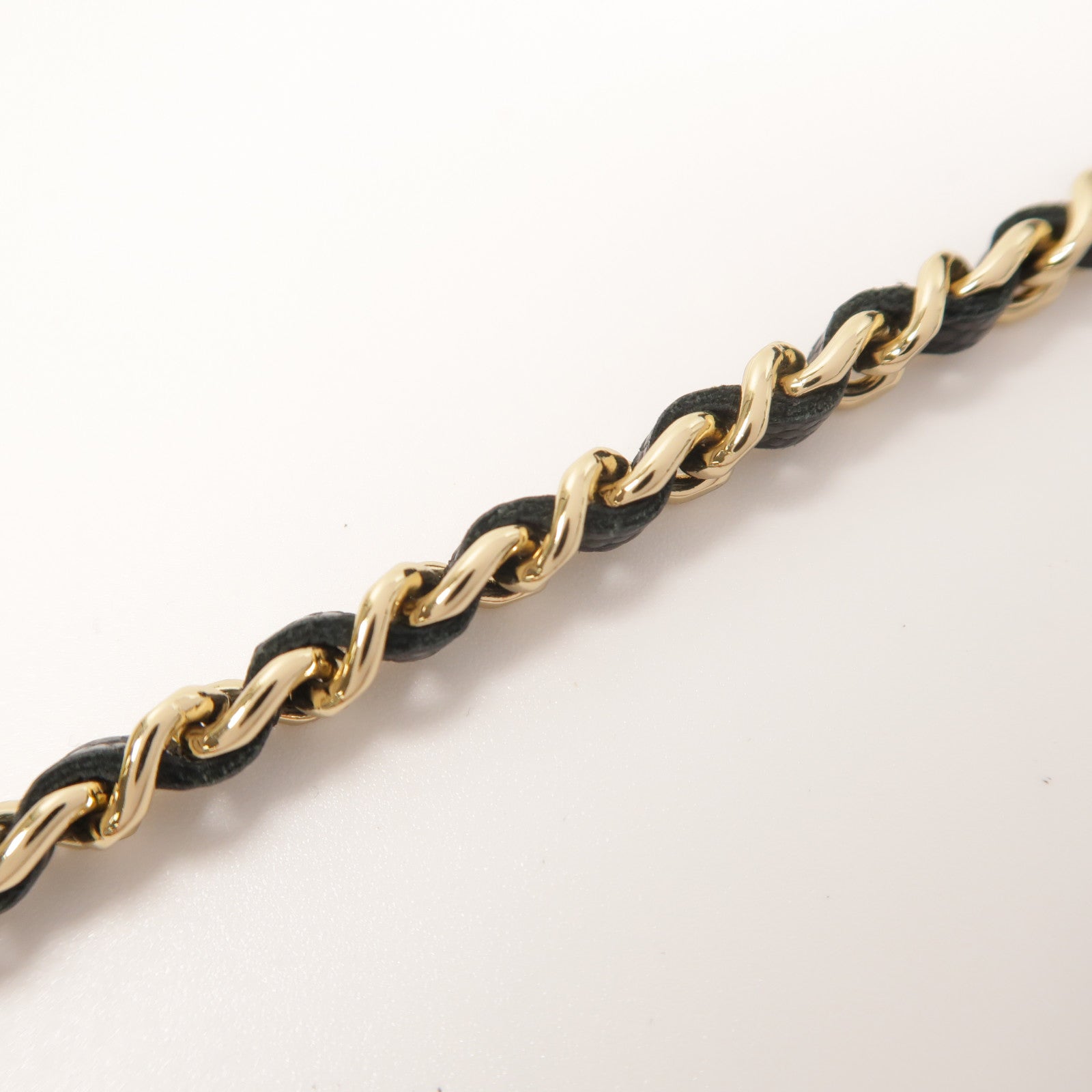 CHANEL 牛皮皮革Vanity Case金扣鏈帶肩背袋