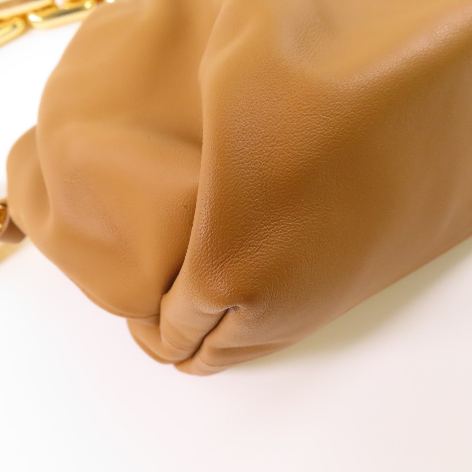 BOTTEGA VENETA 皮革Chain Pouch Bag金扣鏈帶肩背袋