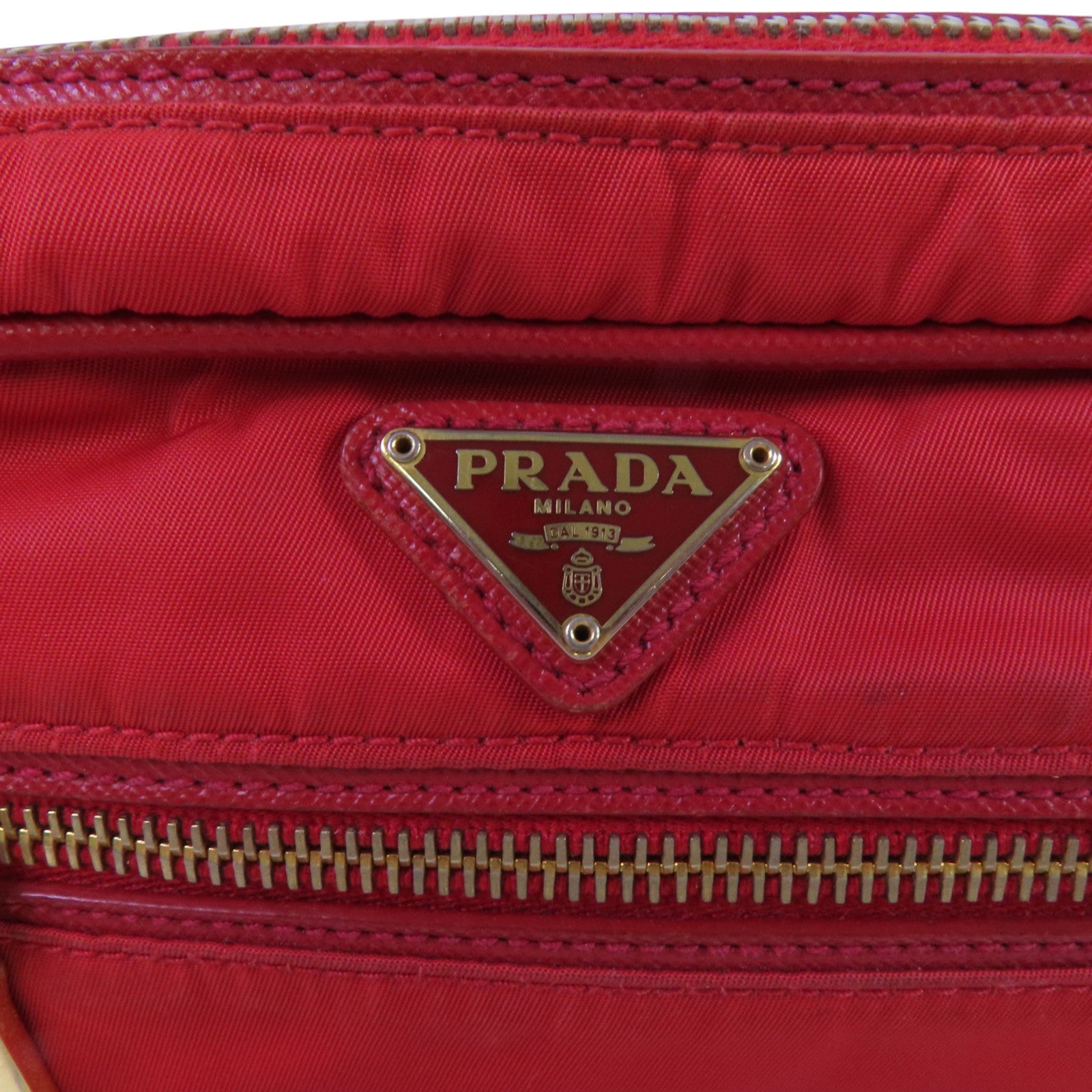 PRADA 尼龍Shoulder Bag金扣肩背袋