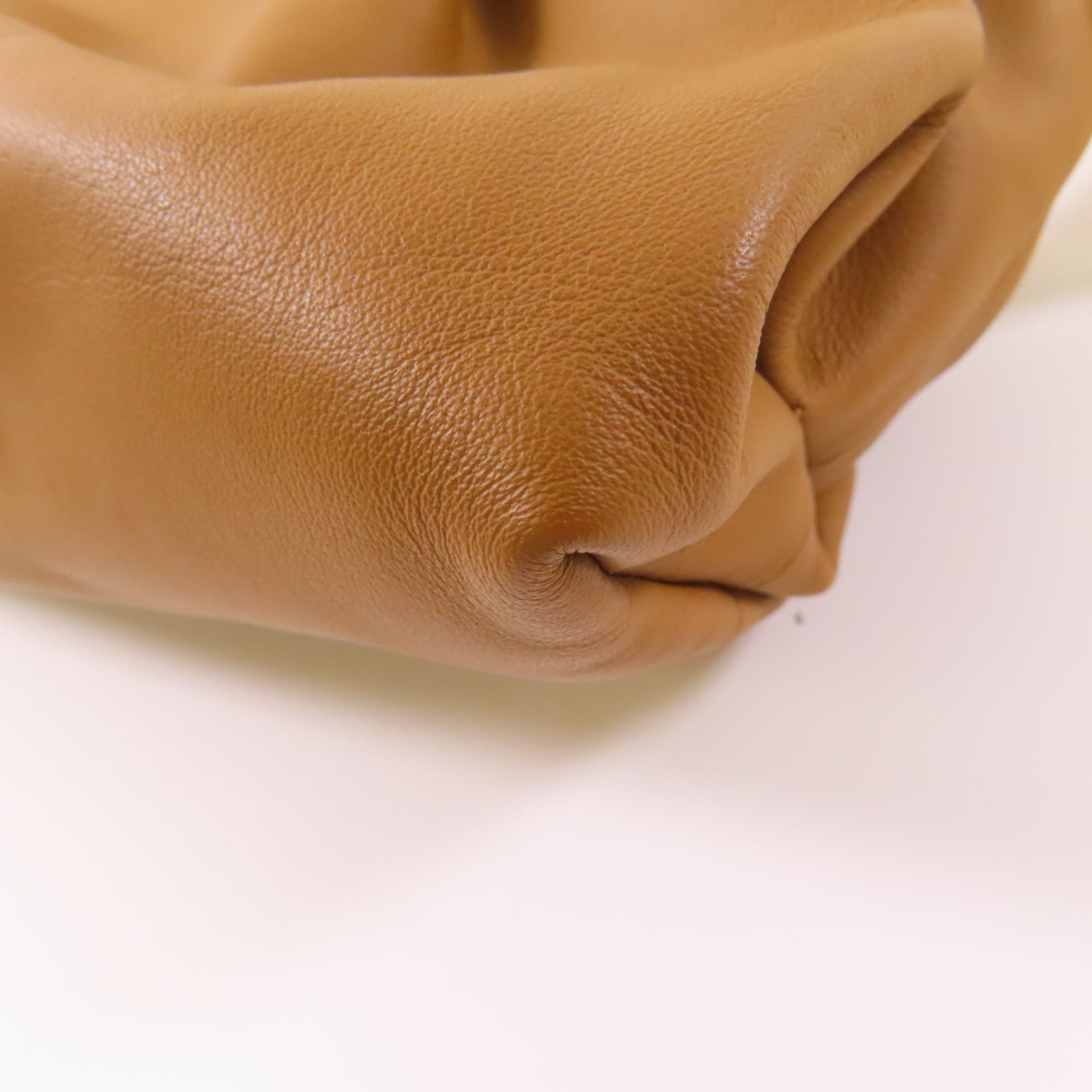 BOTTEGA VENETA 【激減優惠】皮革Chain Pouch Bag金扣鏈帶肩背袋