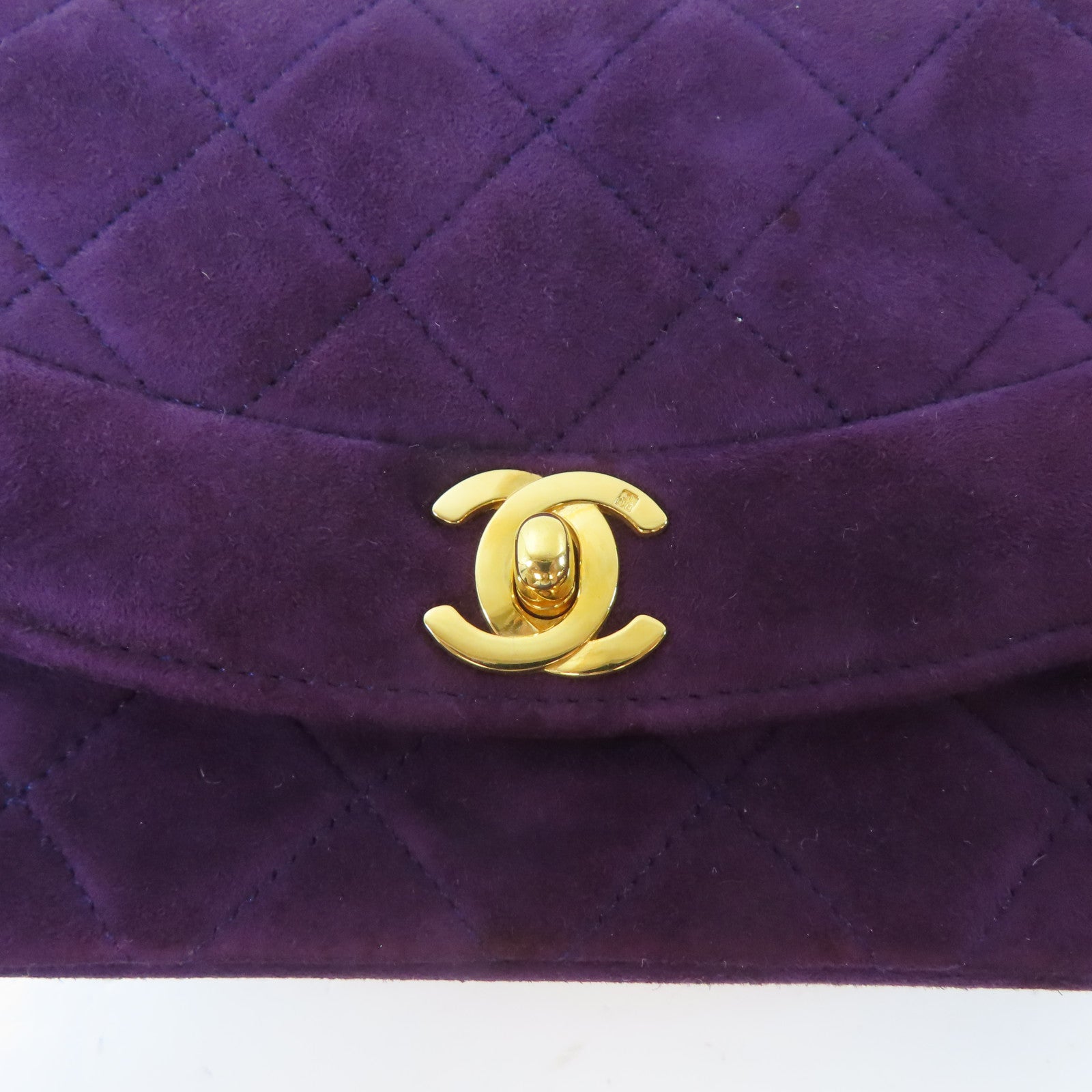 CHANEL 菱格絨布Chain Shoulder Bag金扣鏈帶肩背袋紫色