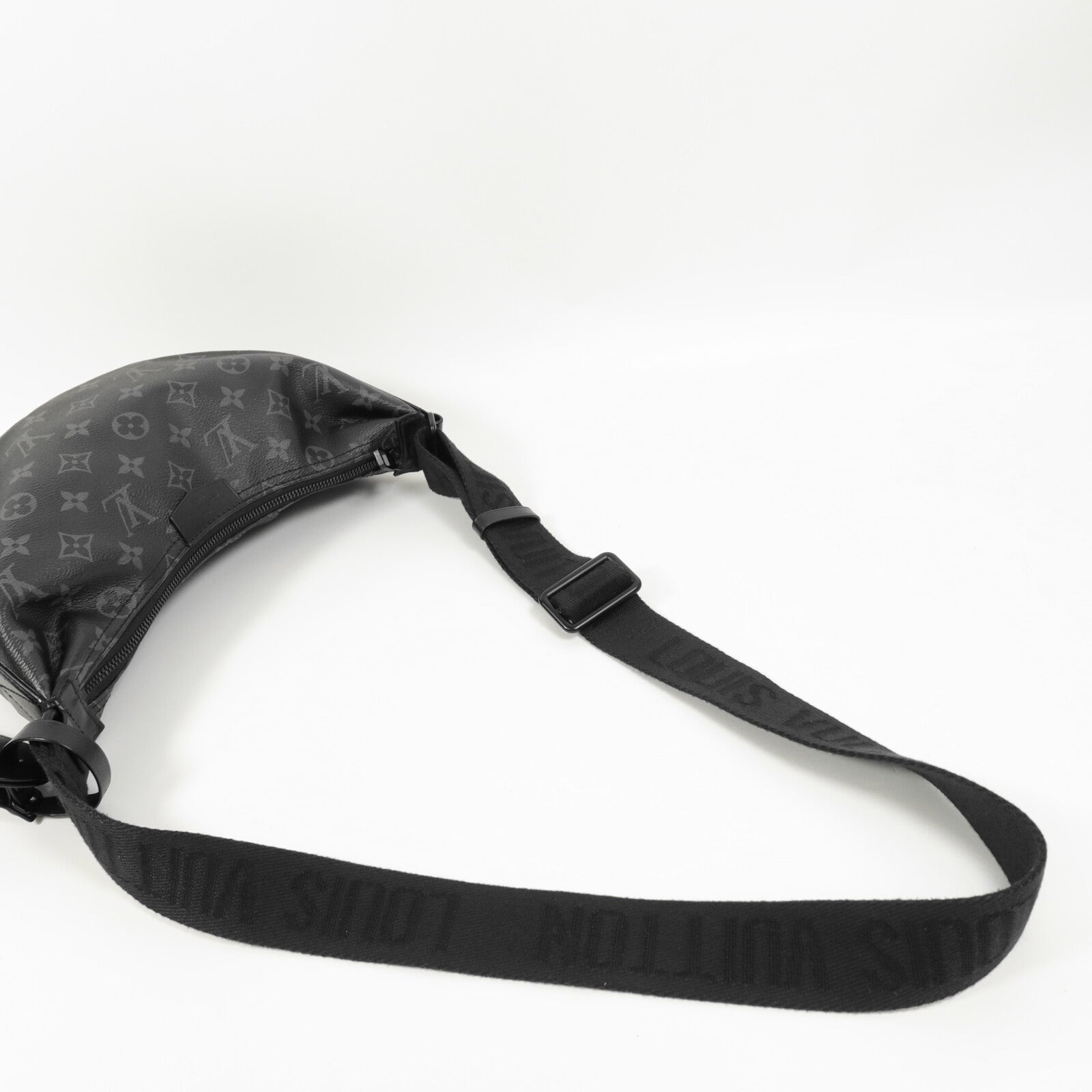 LOUIS VUITTON Monogram Eclipse Hamac Bag PM肩背袋